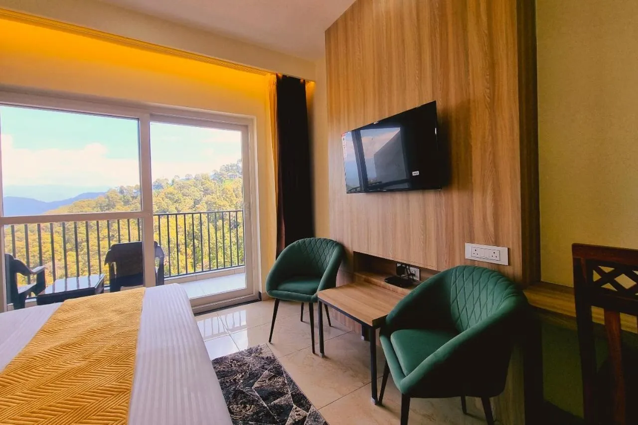 Natural landscape, Bed in Hotel Pines & Peaks Dalhousie