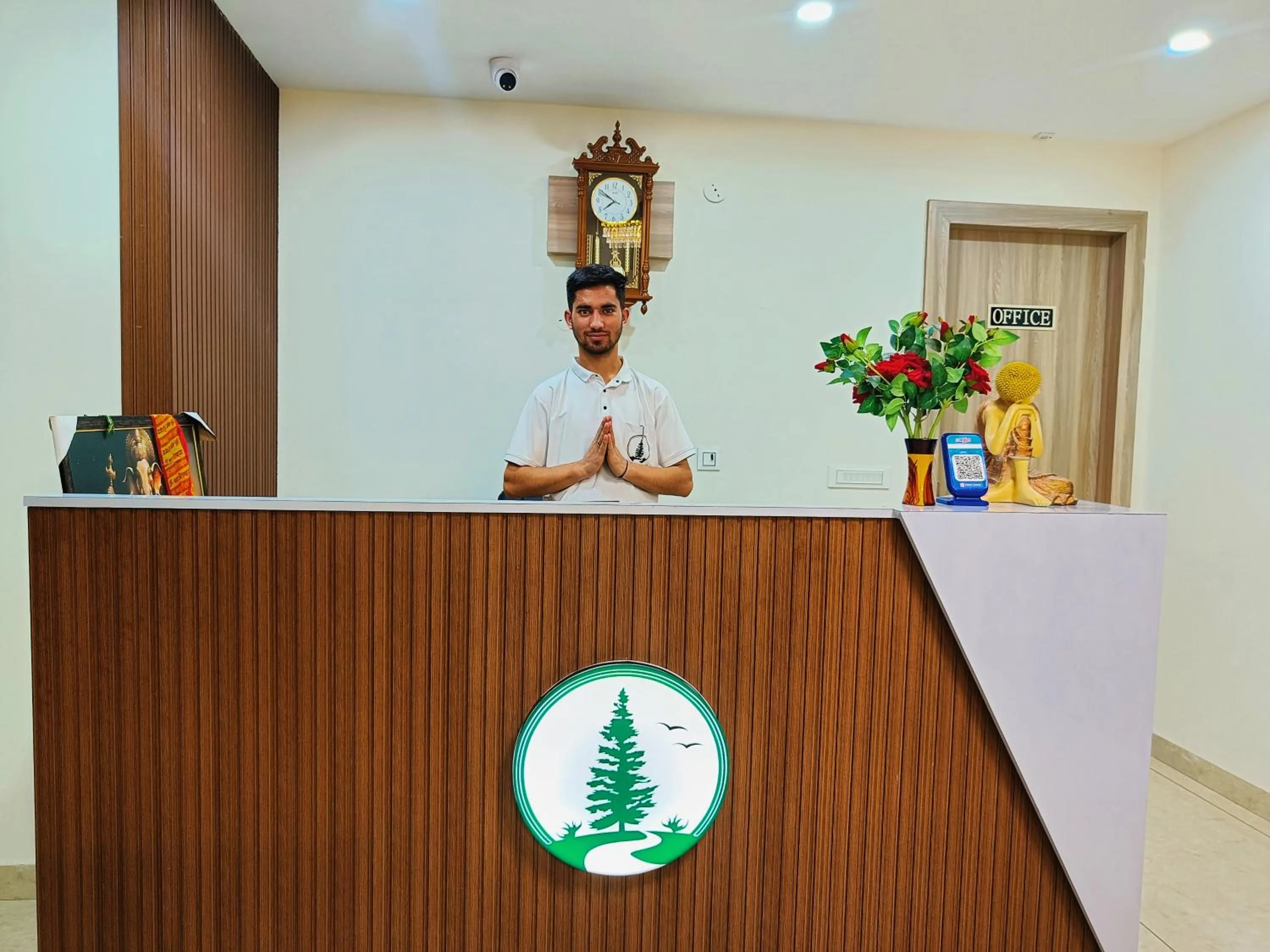 Staff in Hotel Pines & Peaks Dalhousie