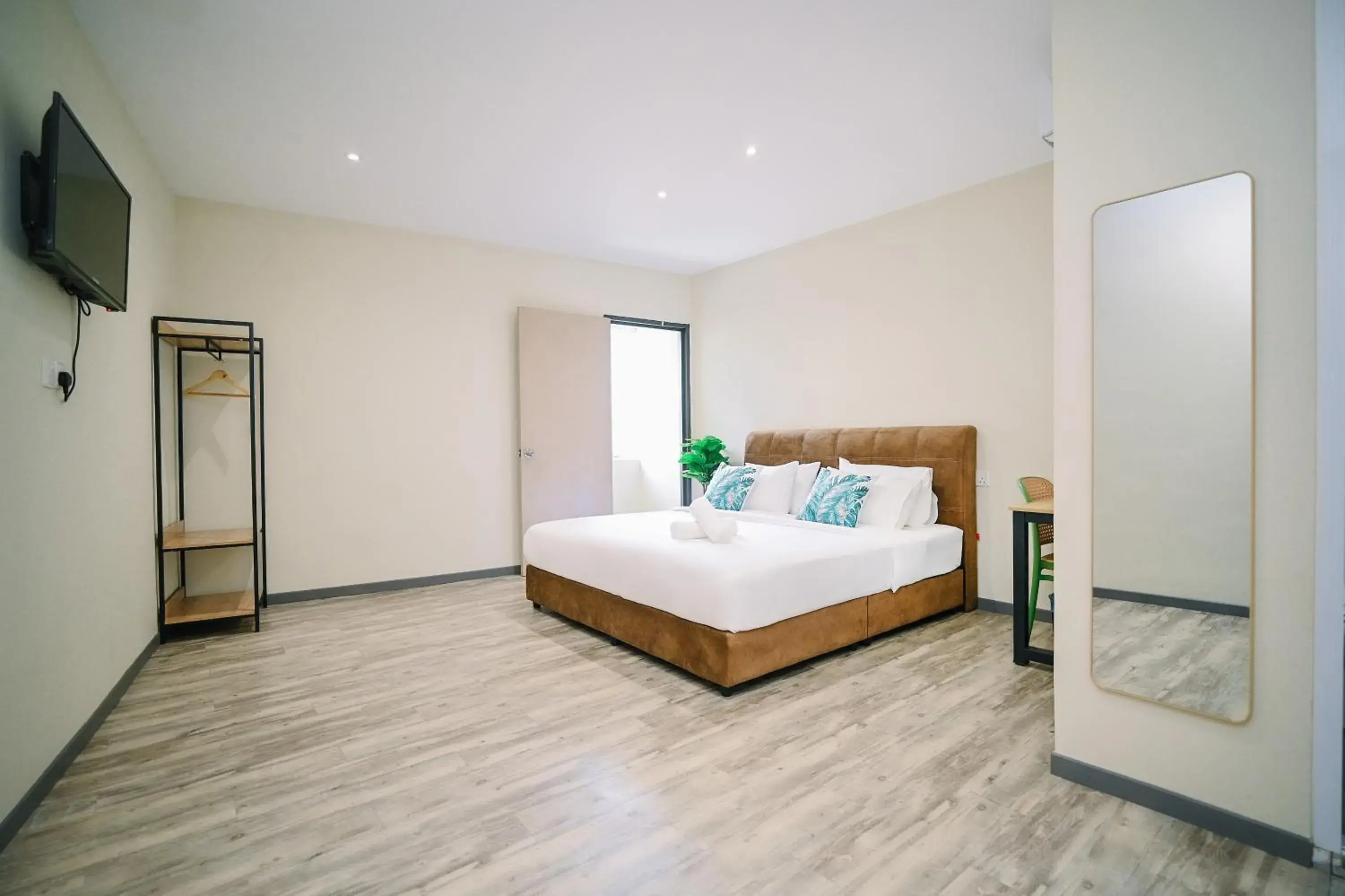 Bed in Swing & Pillows - Putrajaya Selangor Bed in Swing & Pillows - Putrajaya Selangor