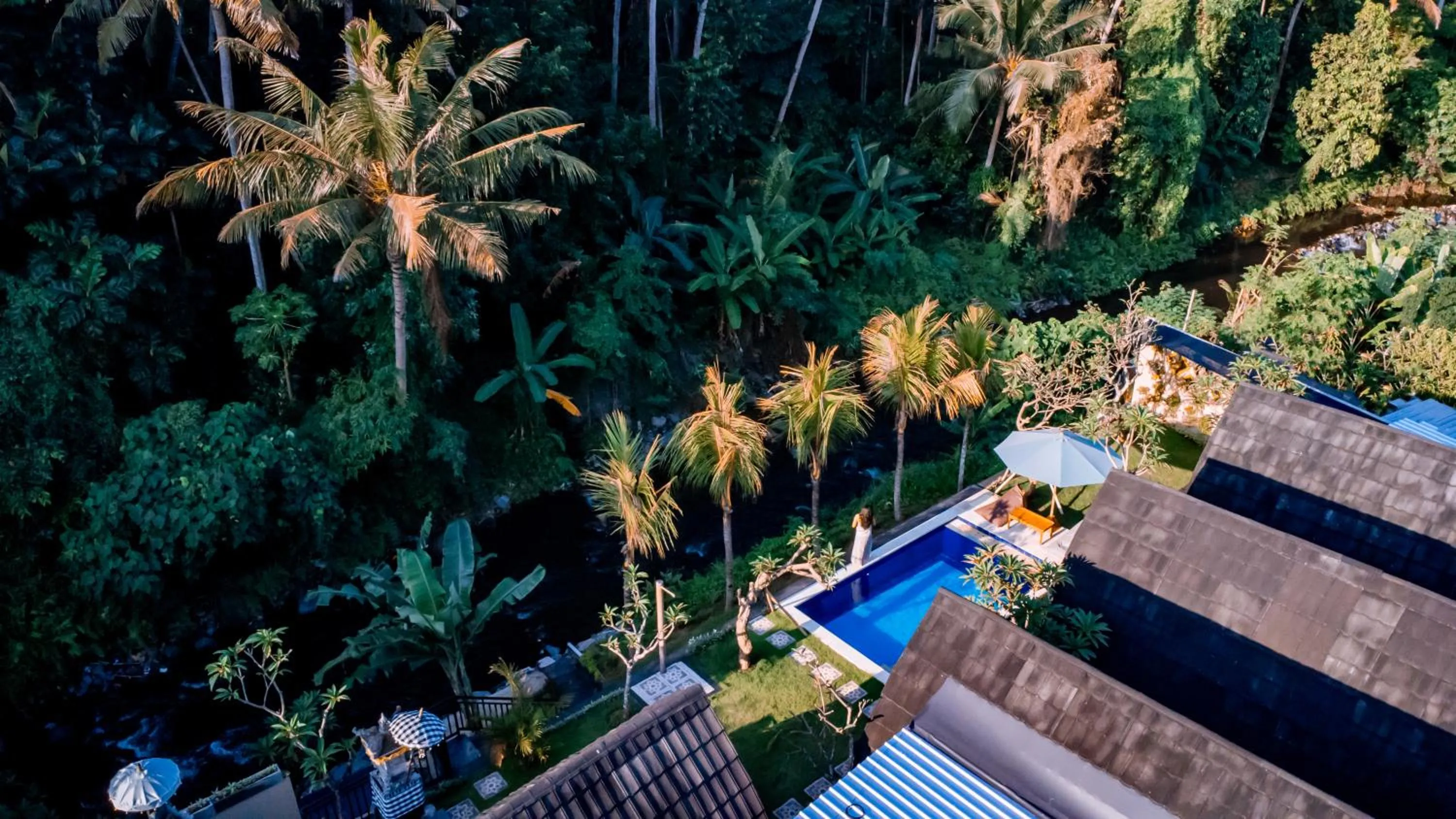 Property building in Villa Mayu Jasri