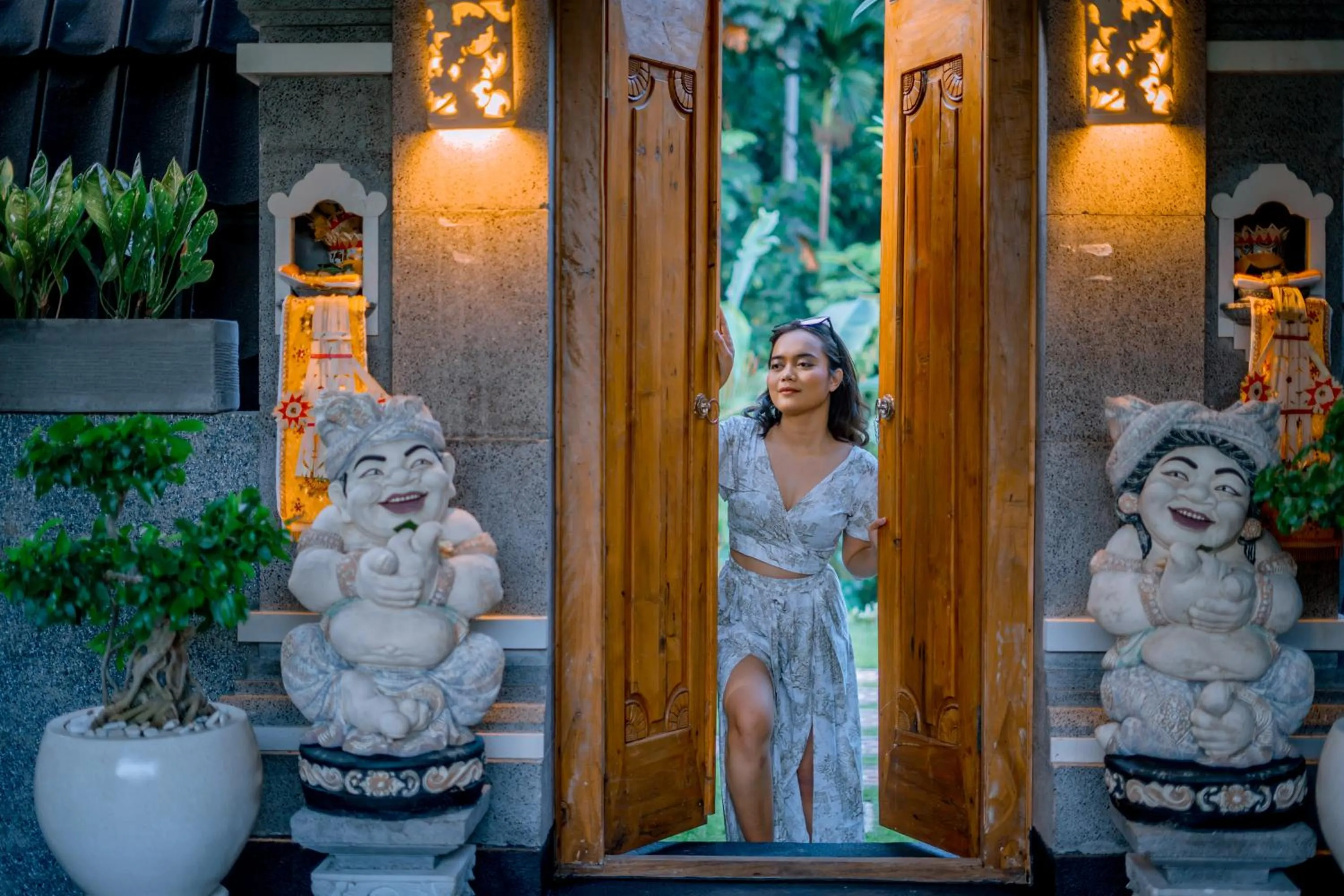Facade/entrance in Villa Mayu Jasri