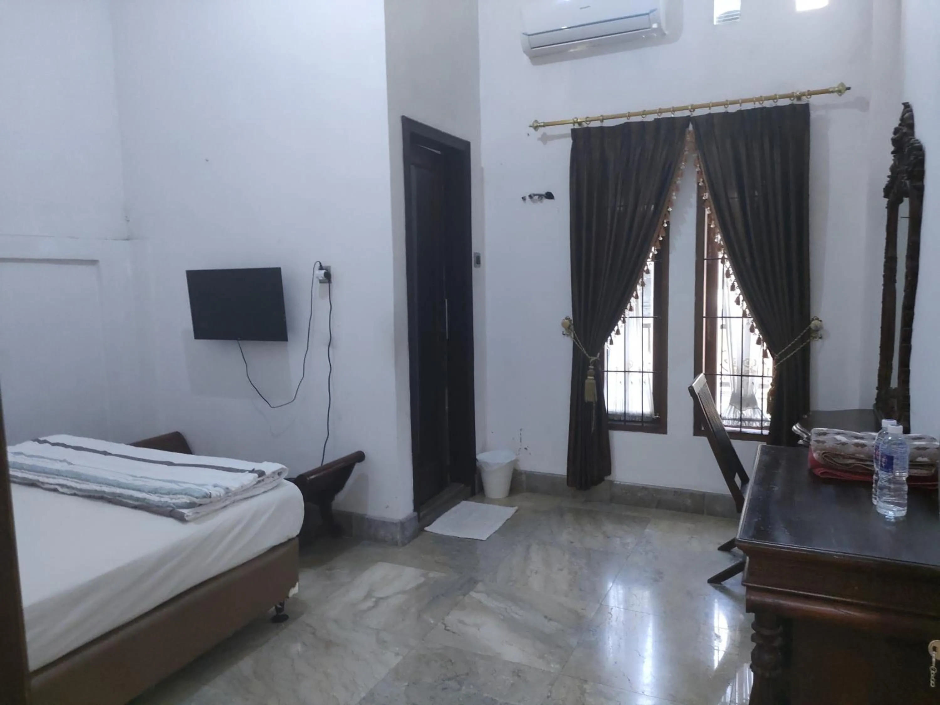 Bed in Hotel Cigadung Holiday syariah