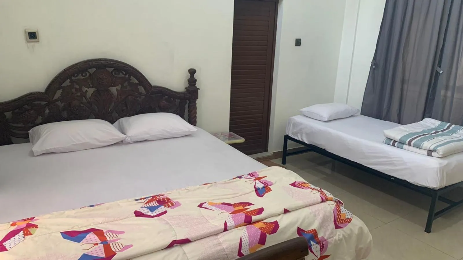 Bed in Hotel Cigadung Holiday syariah