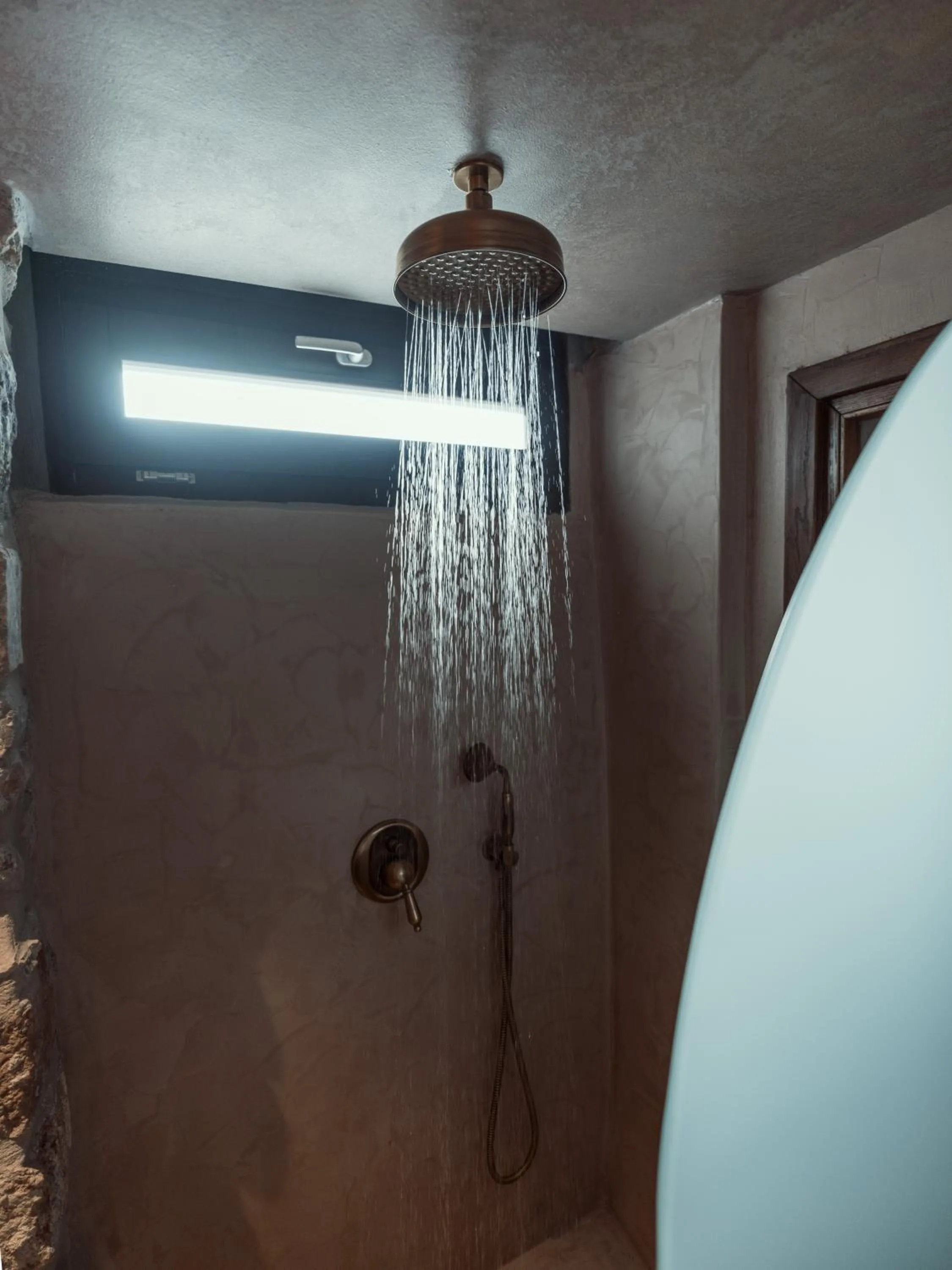 Shower in KaSeas Boutique Hotel