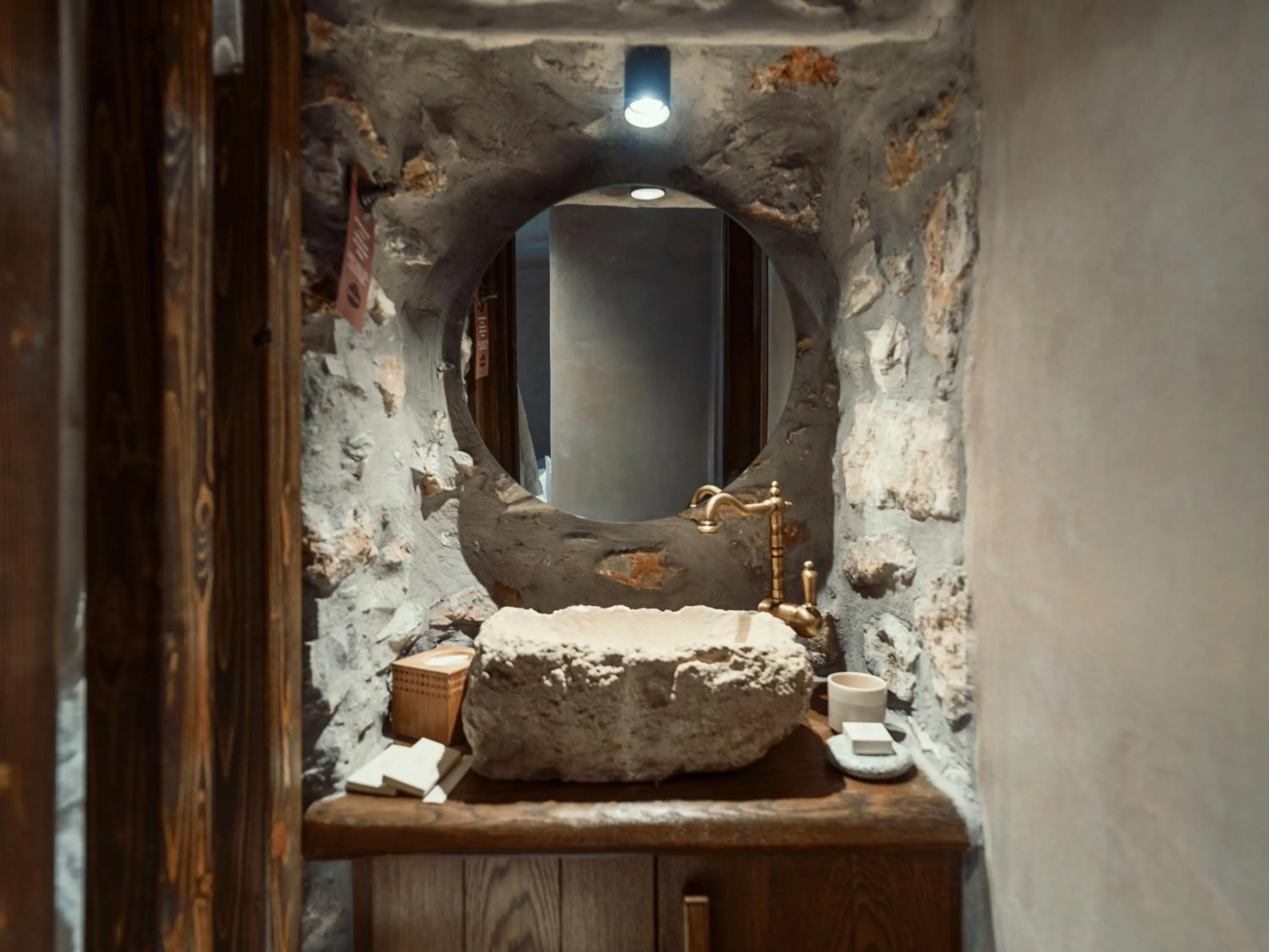 Bathroom in KaSeas Boutique Hotel