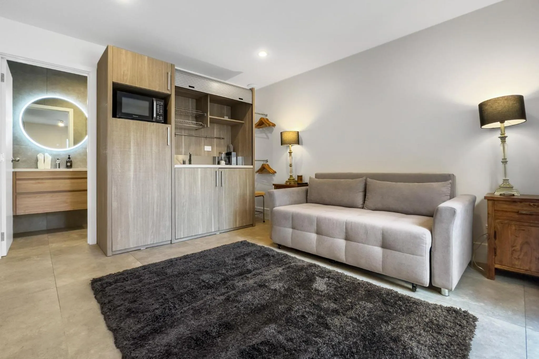 Seating area in Freemans Bay Home by Urban Rest