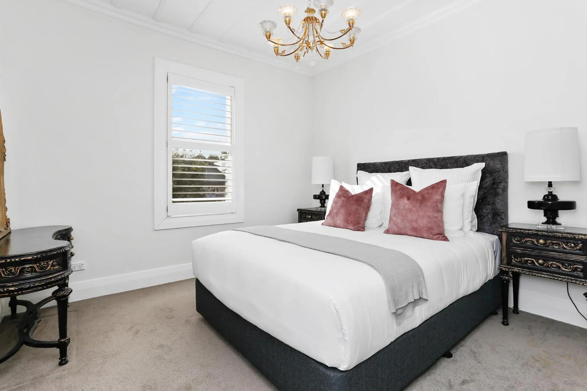 Bed in Freemans Bay Home by Urban Rest