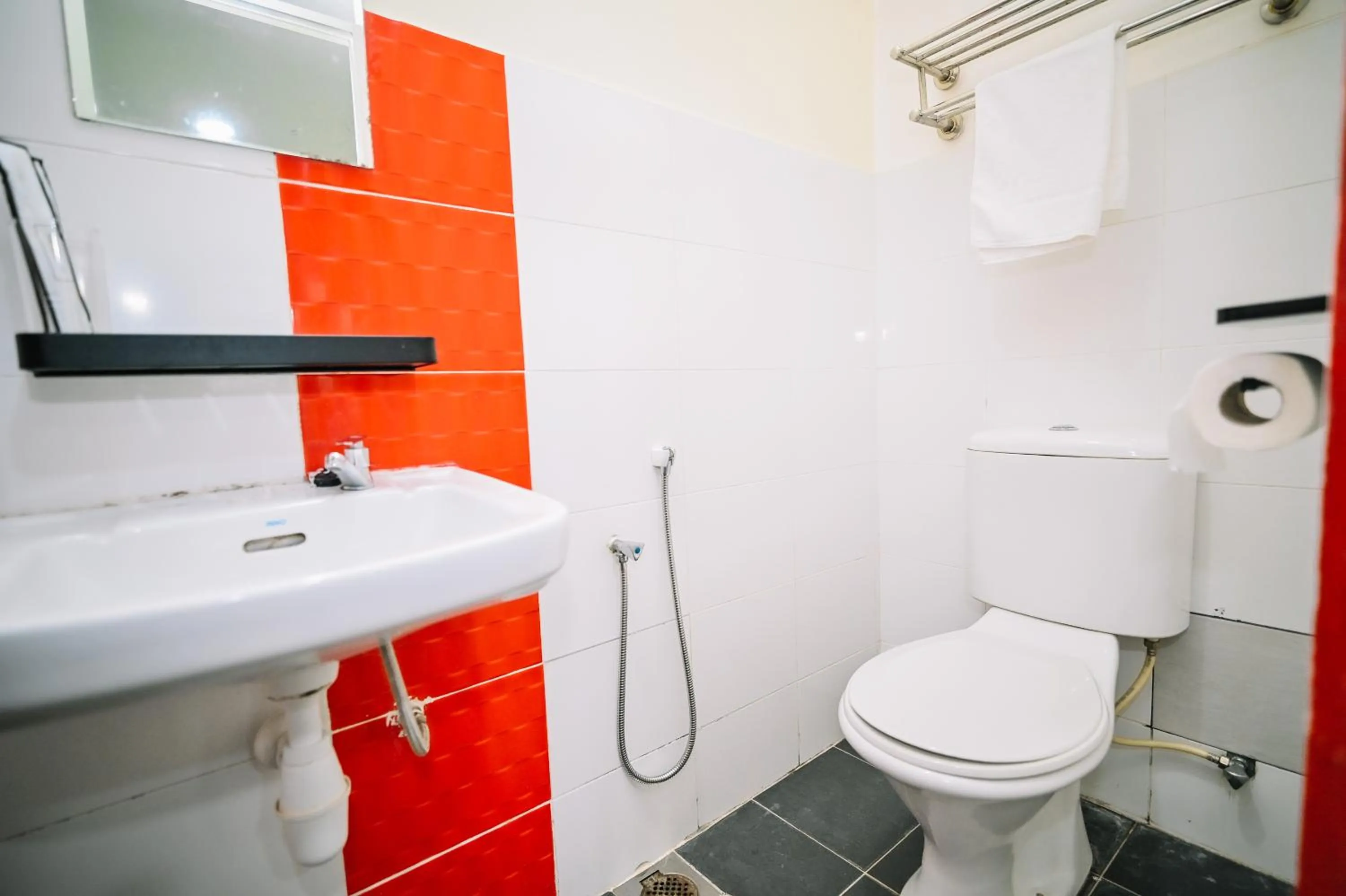 Shower in Swing & Pillows - My Home Hotel Wangsa Maju