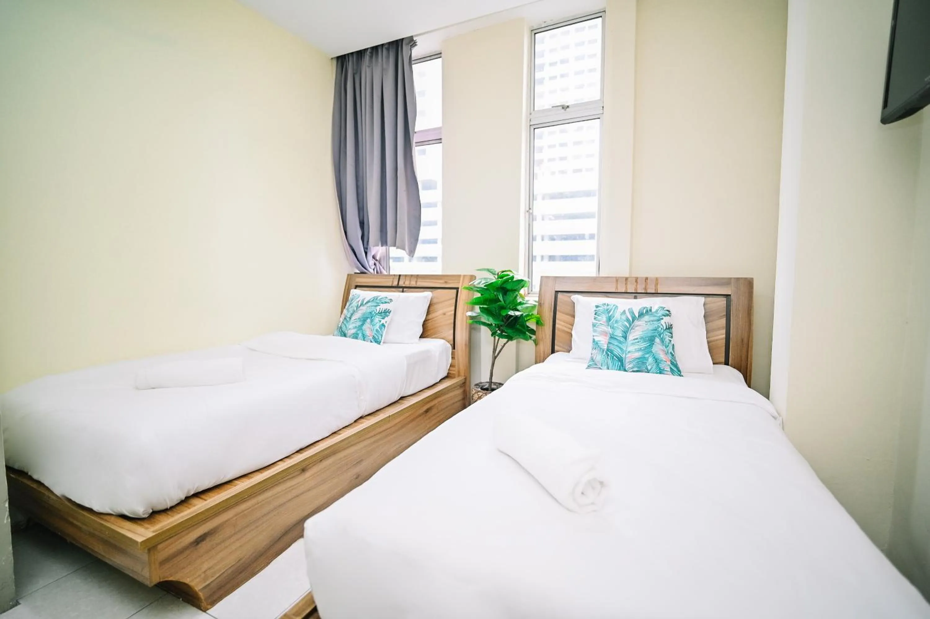 Photo of the whole room, Bed in Swing & Pillows - My Home Hotel Wangsa Maju