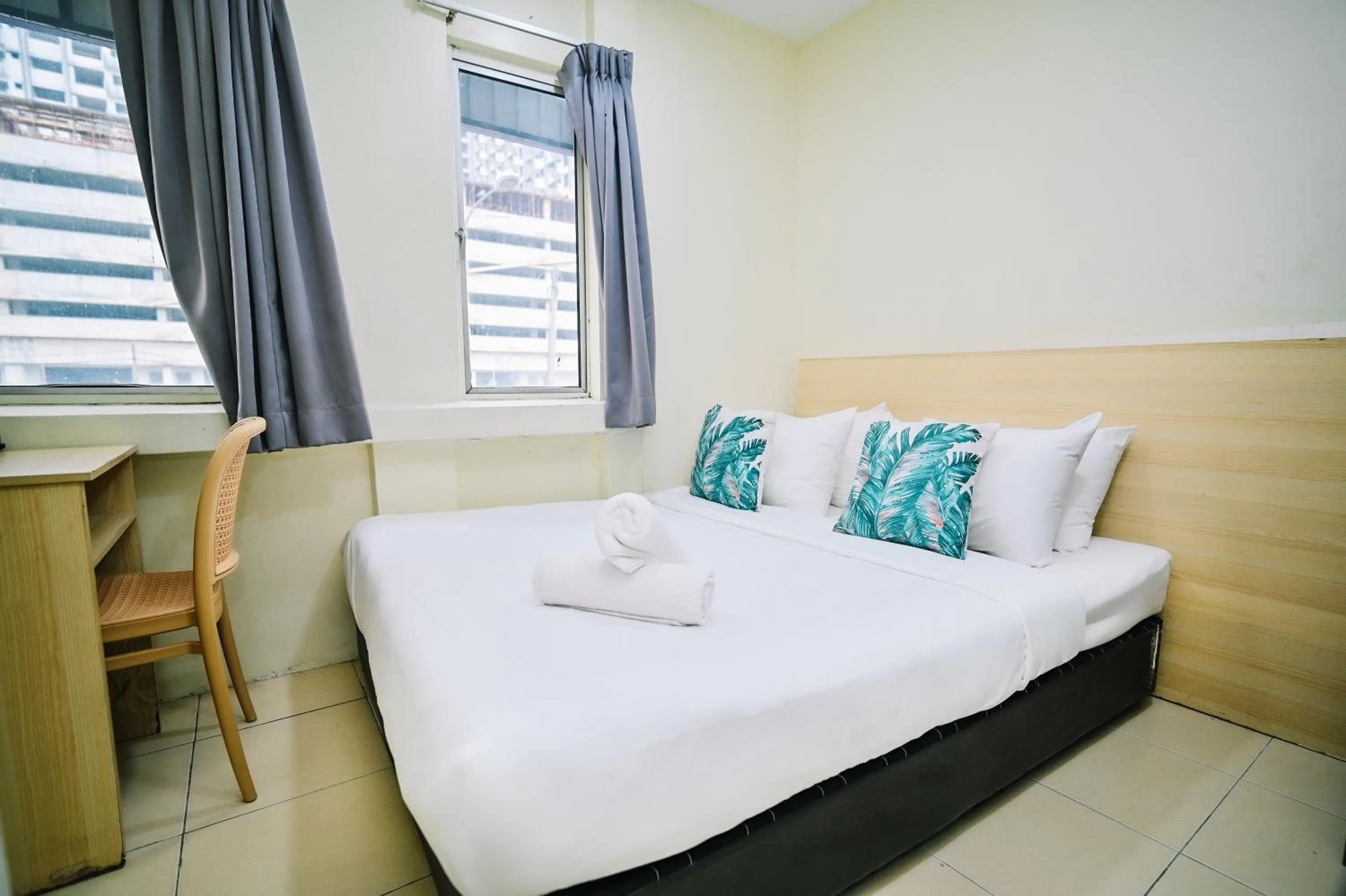 Bed in Swing & Pillows - My Home Hotel Wangsa Maju