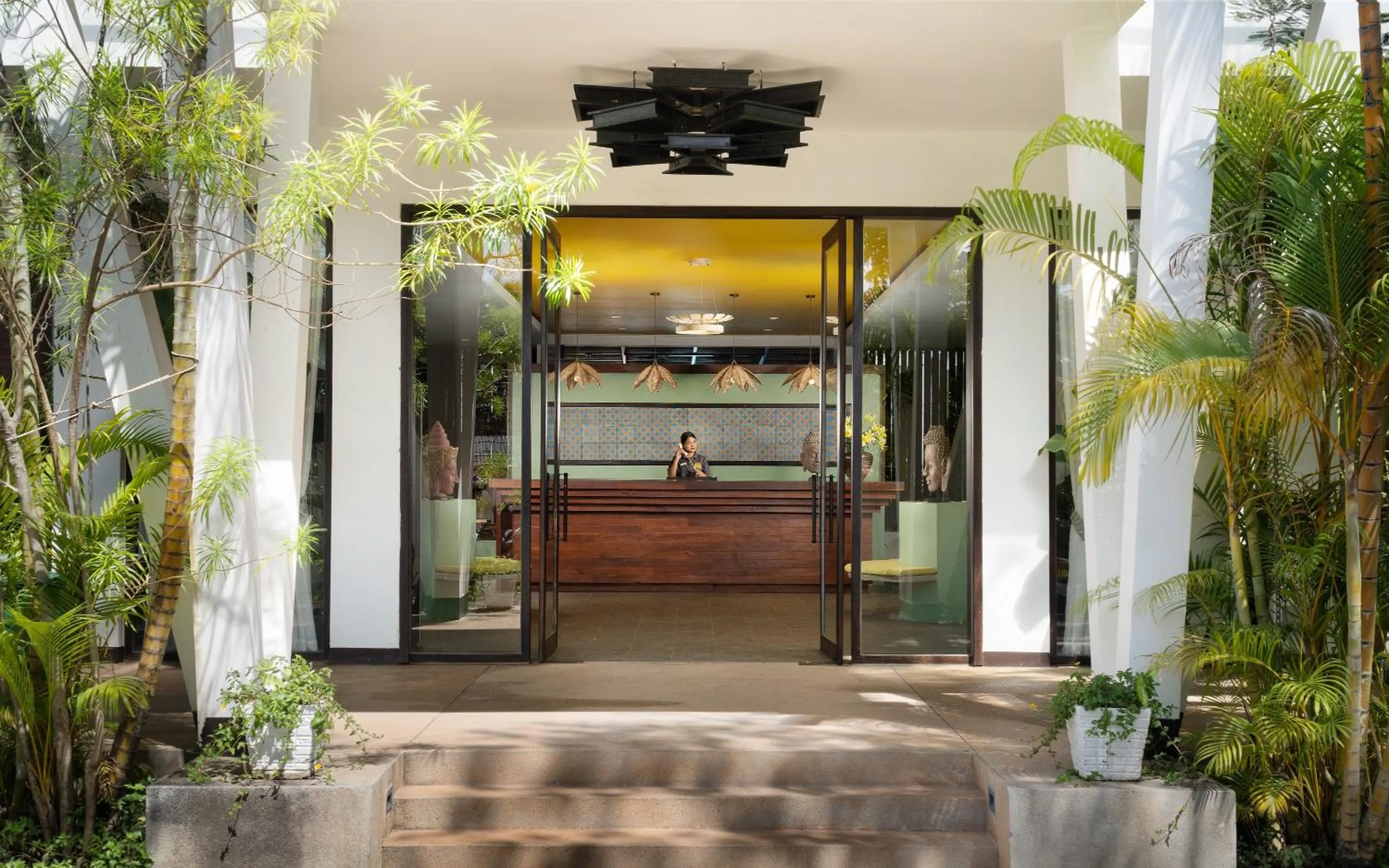 Facade/entrance in The Calm Oasis