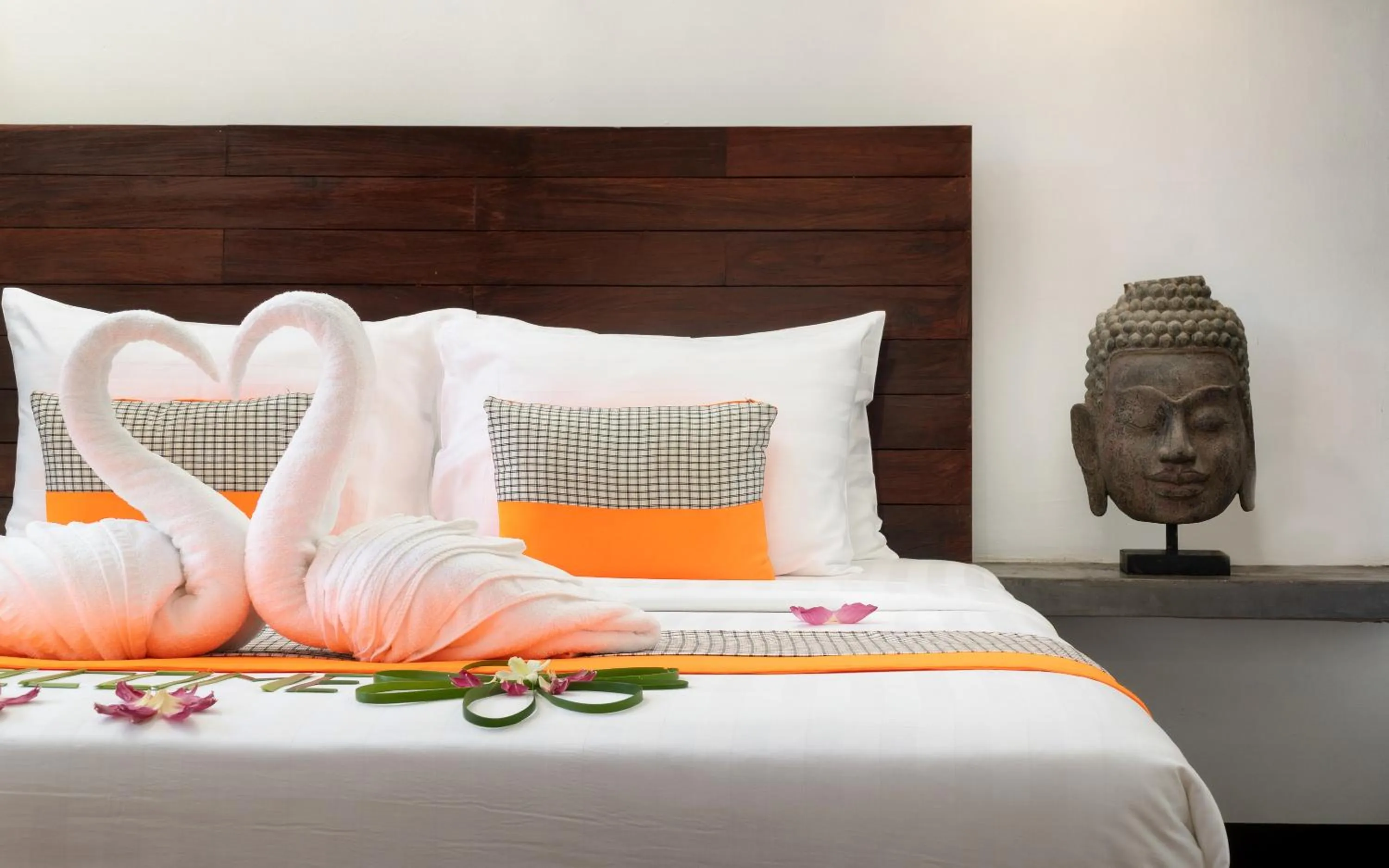 Bed in The Calm Oasis