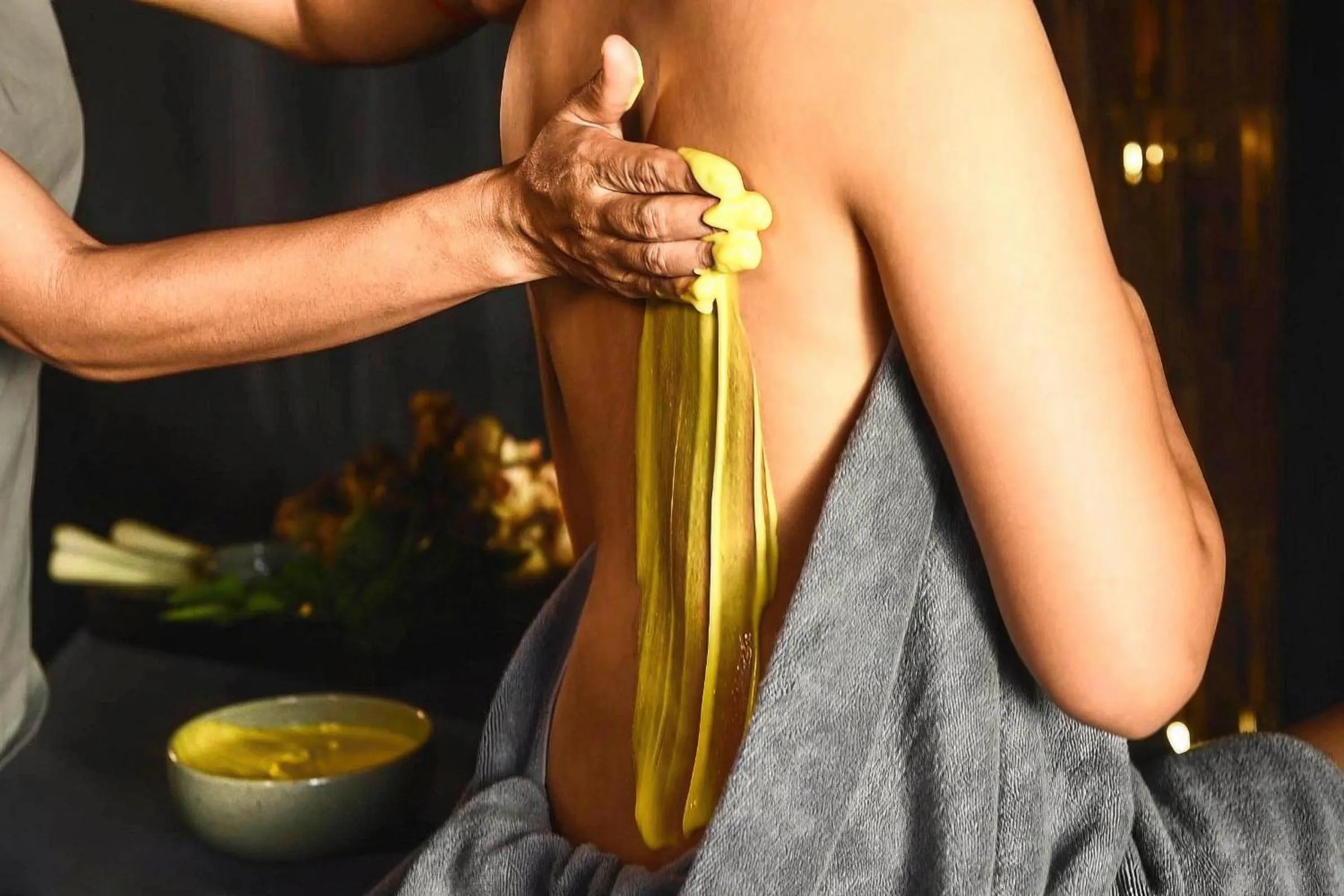 Massage in The Calm Oasis