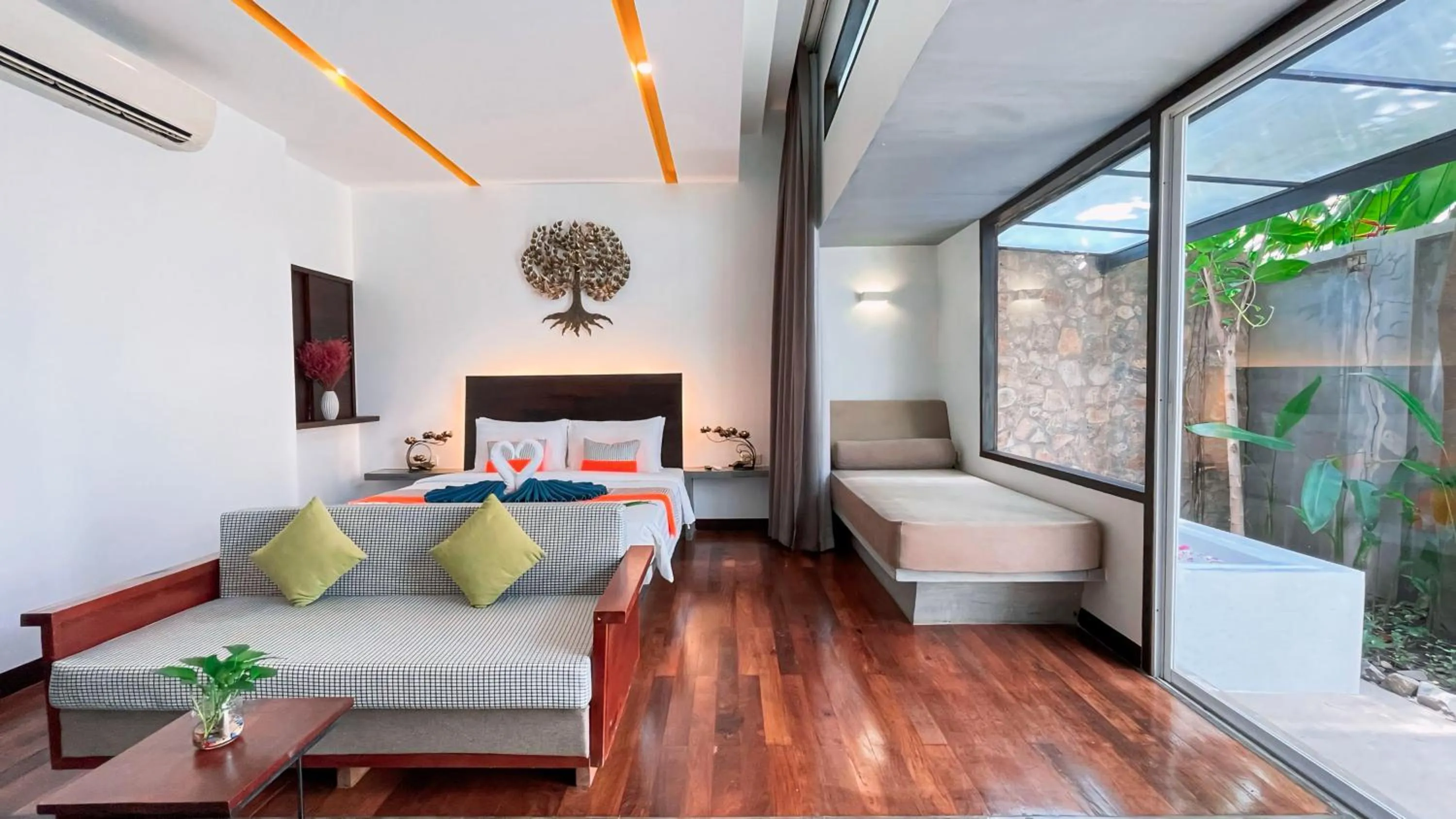 Bed in The Calm Oasis