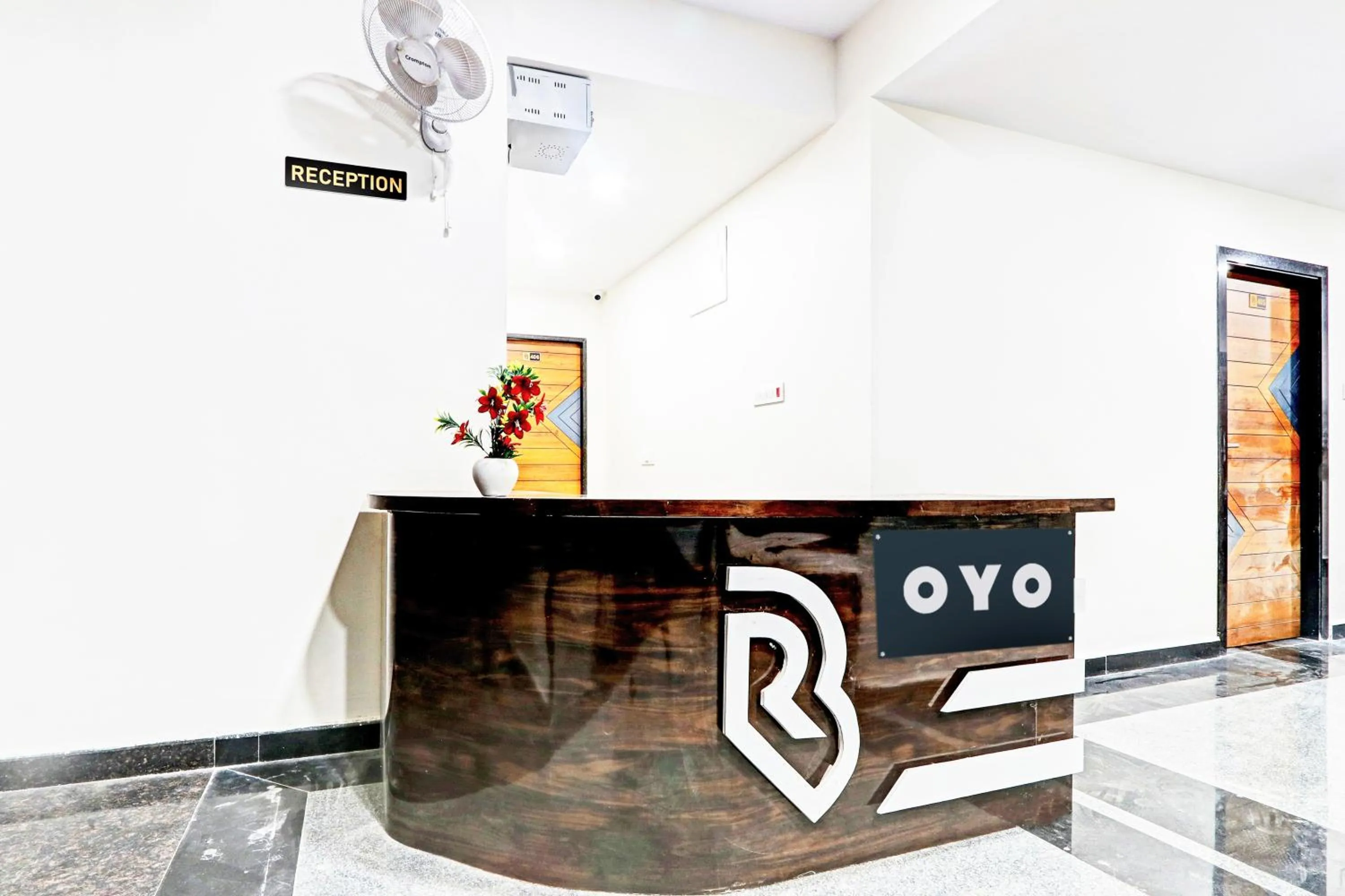 Lobby or reception in Hotel O RB @ KOMPALLY