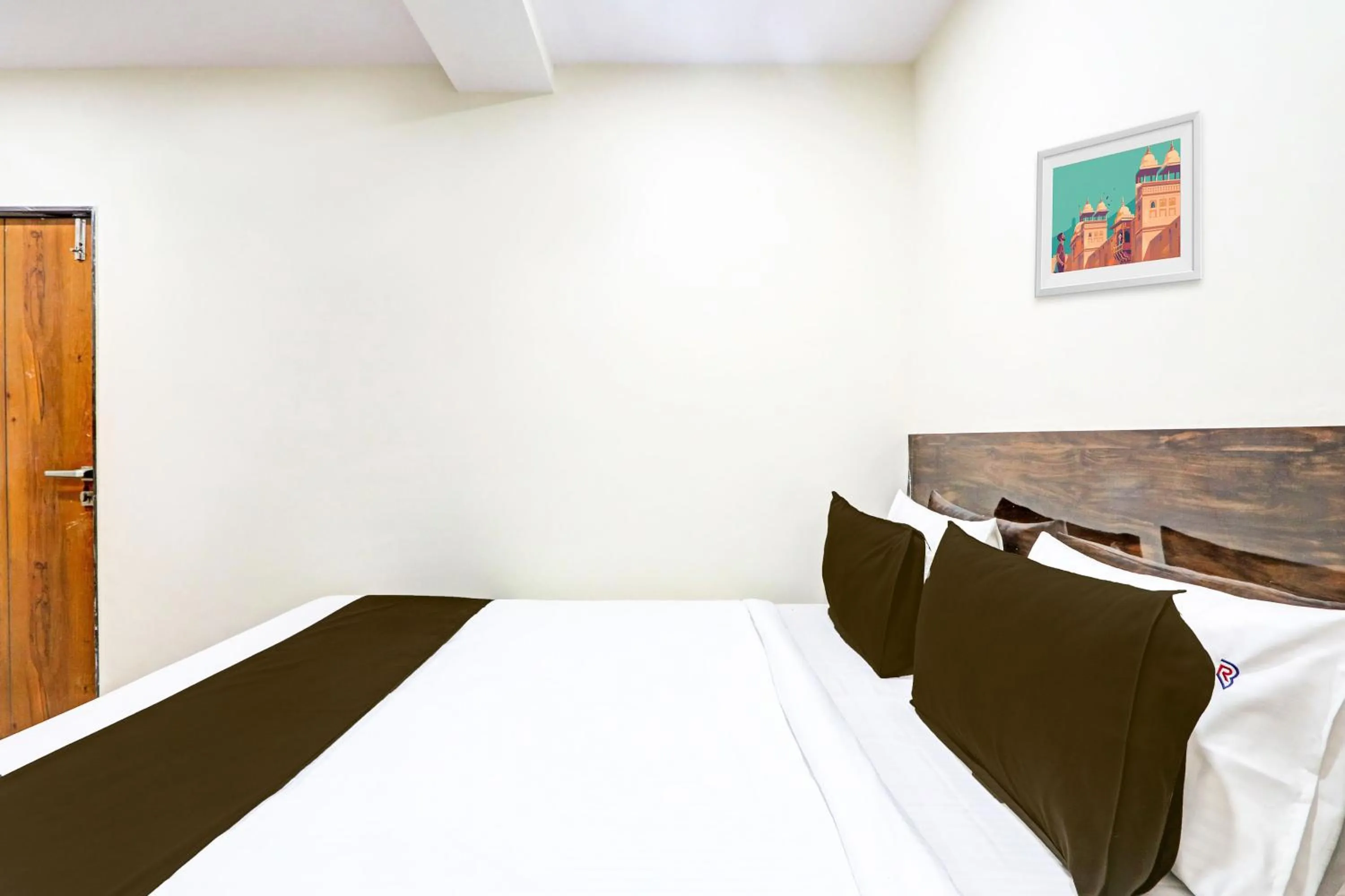 Bedroom, Bed in Hotel O RB @ KOMPALLY