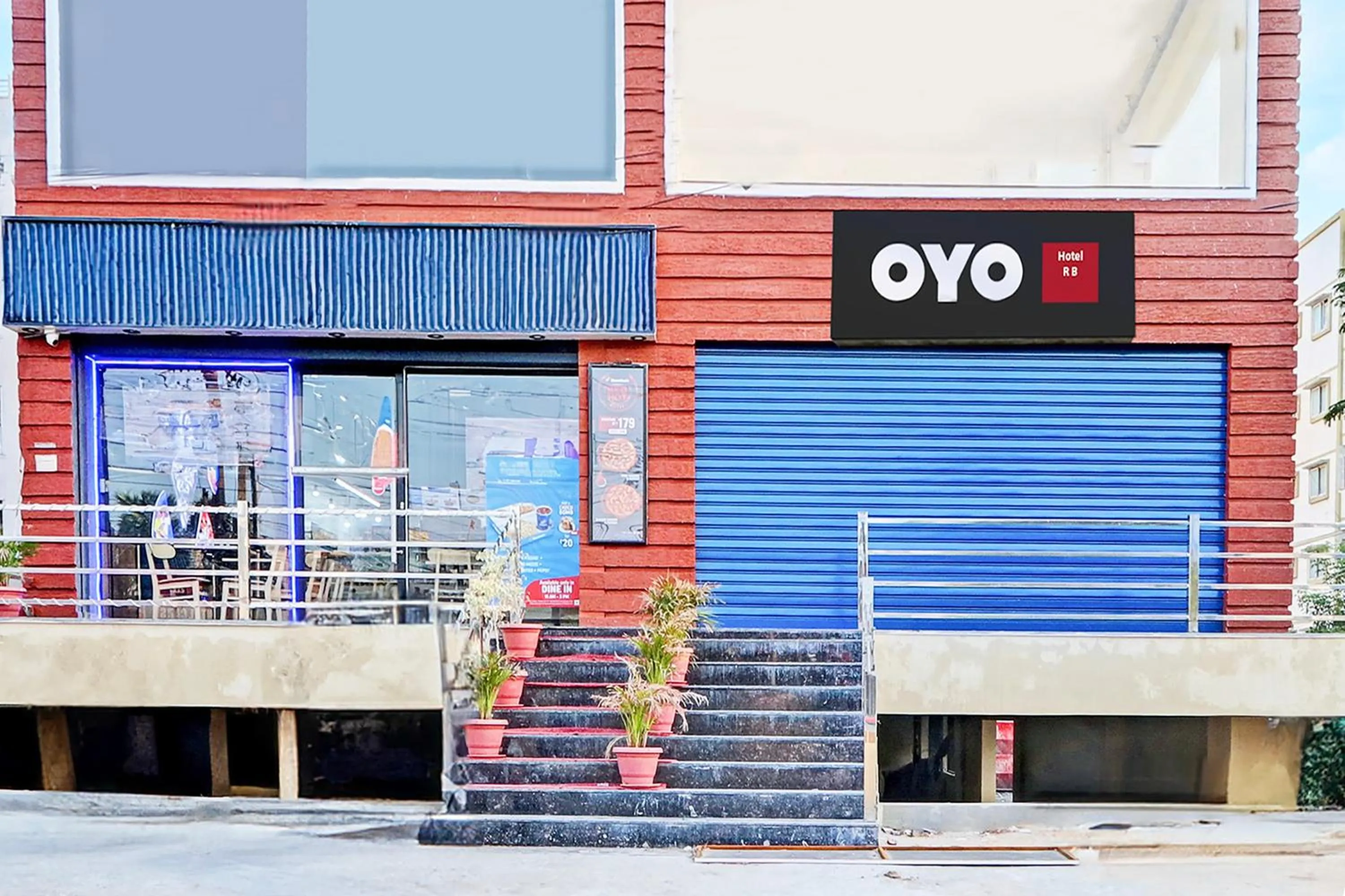 Facade/entrance in Hotel O RB @ KOMPALLY