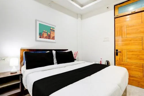 Hotel O B.G.P.G House