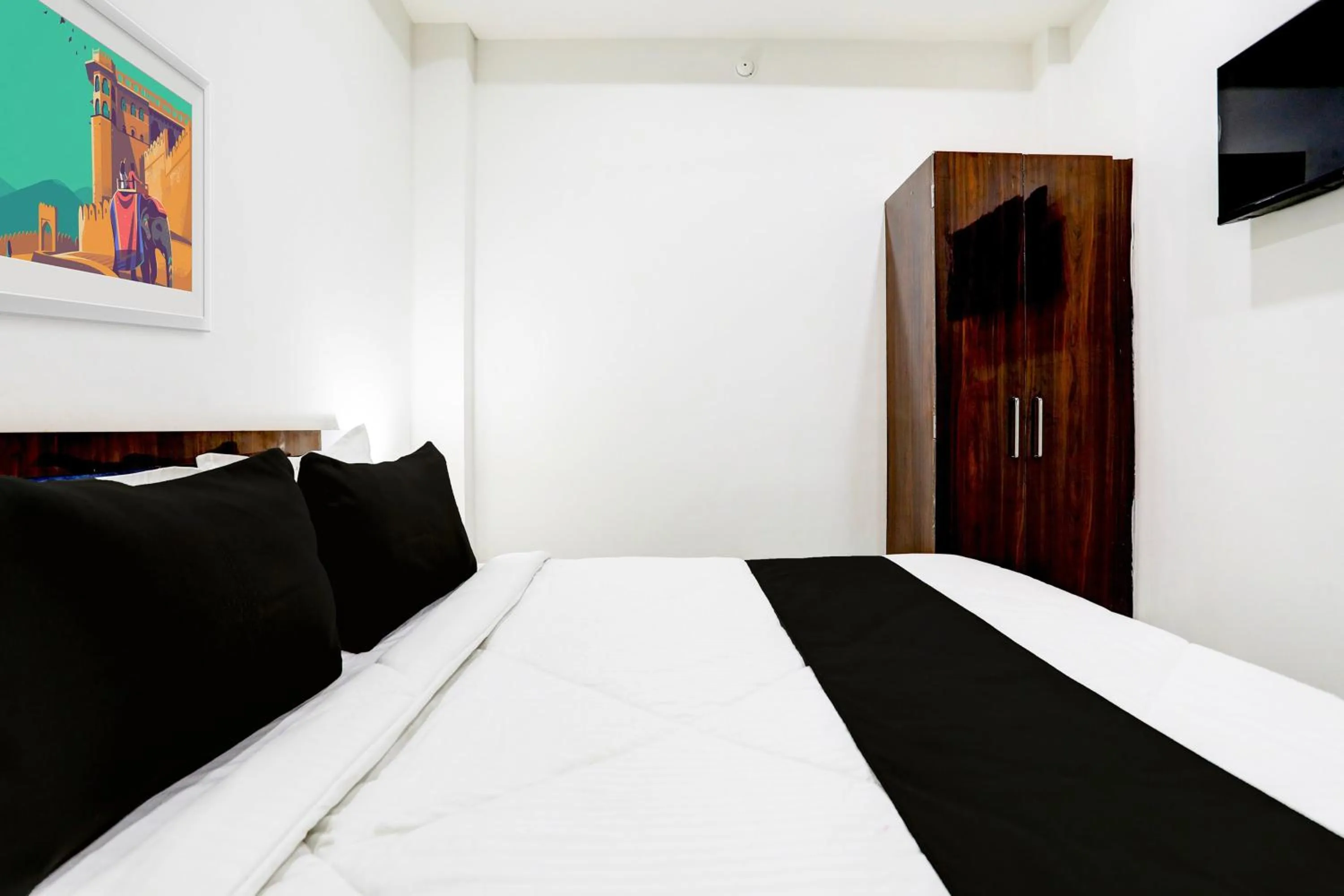 Bedroom, Bed in Hotel O B.G.P.G House