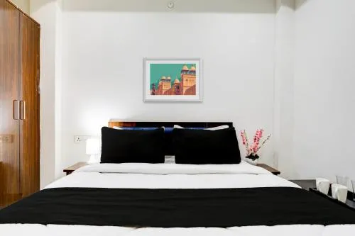 Hotel O B.G.P.G House