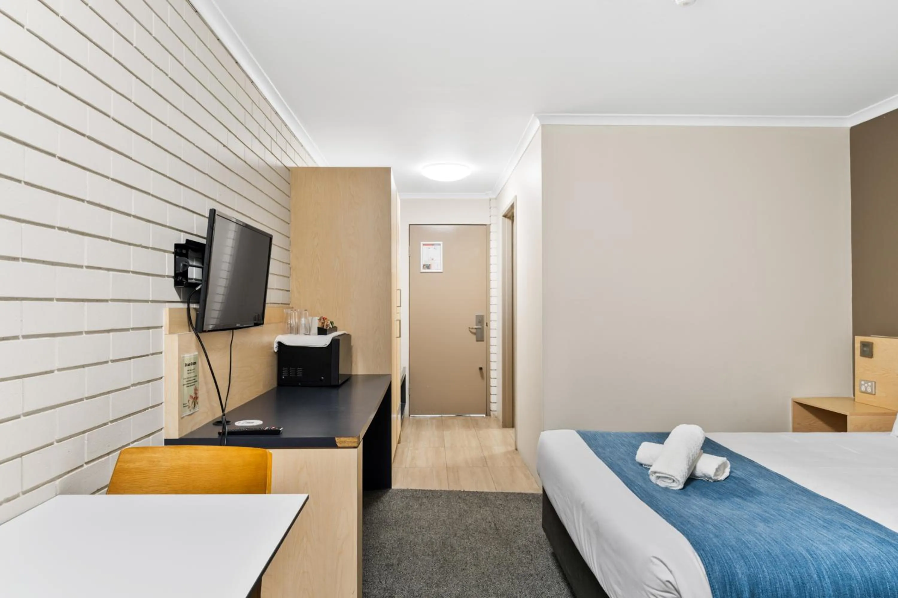 Bed in Morayfield Tavern