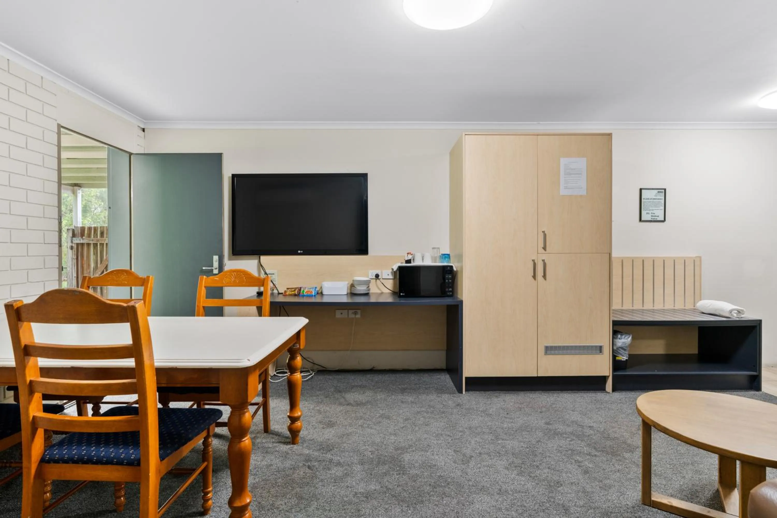 Living room in Morayfield Tavern