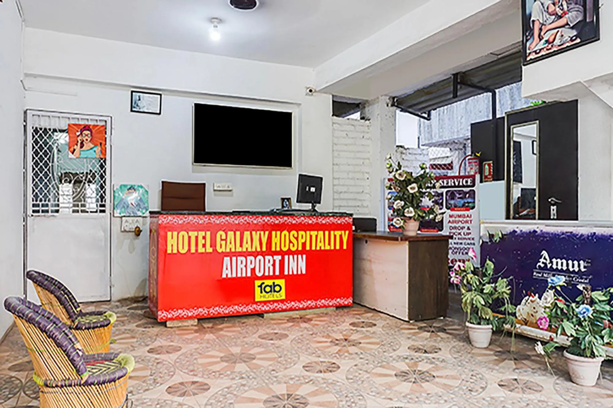 Lobby or reception in FabHotel Galaxy Airport Inn, Airport Road