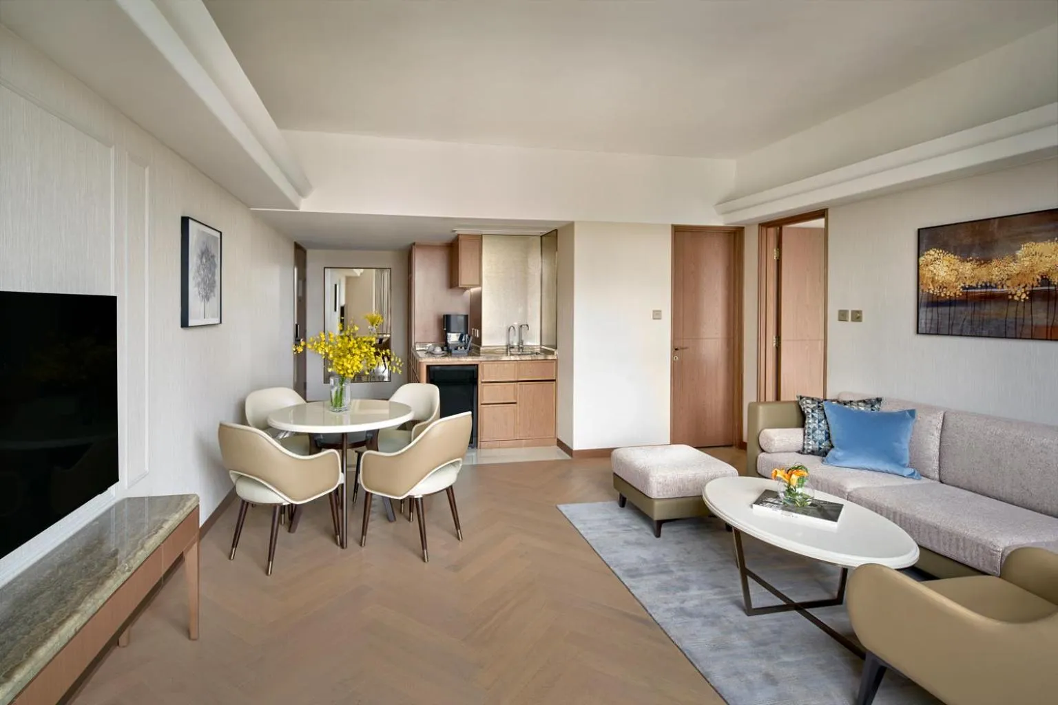 Living room in Hopewell Hotel