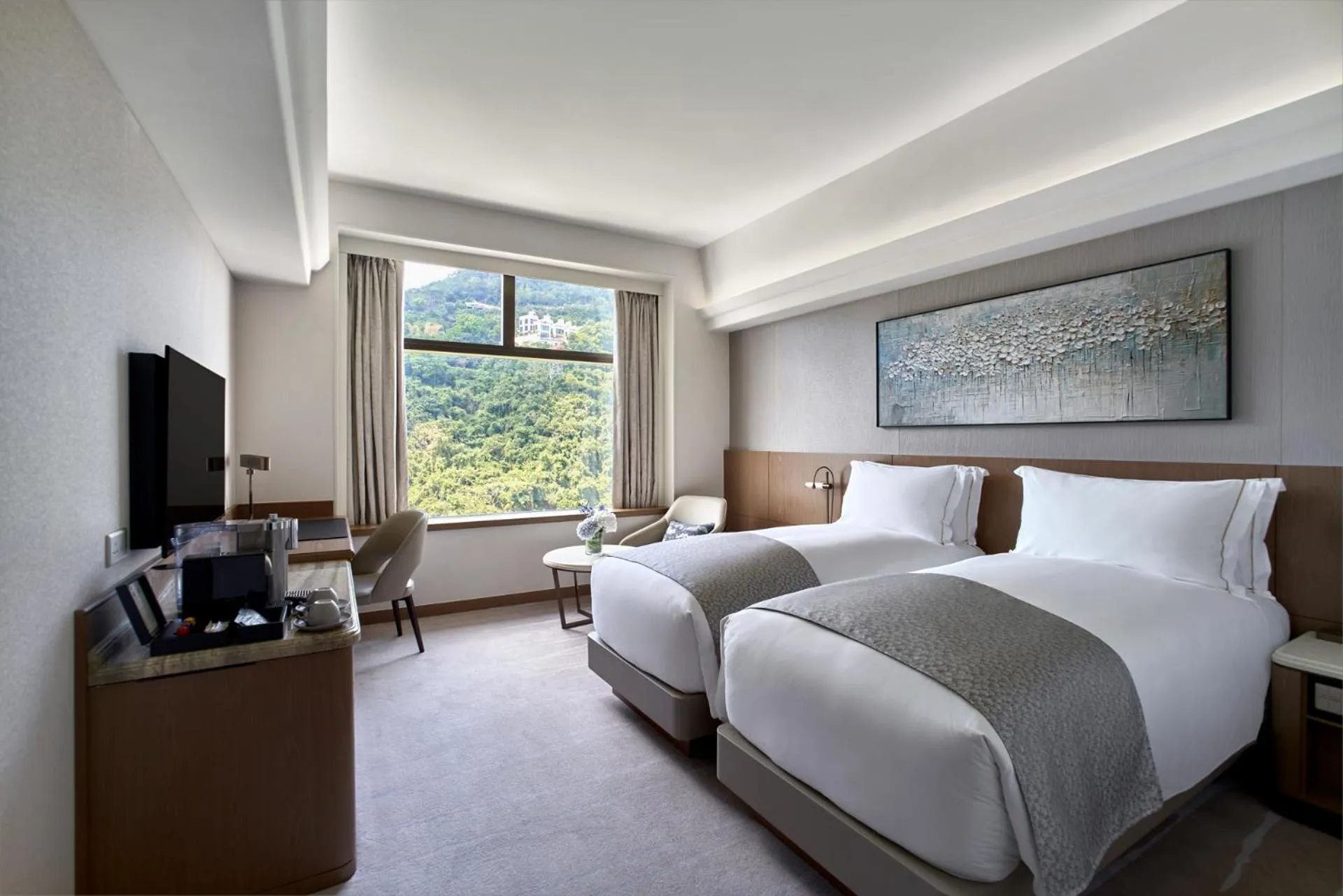 View (from property/room), Bed in Hopewell Hotel