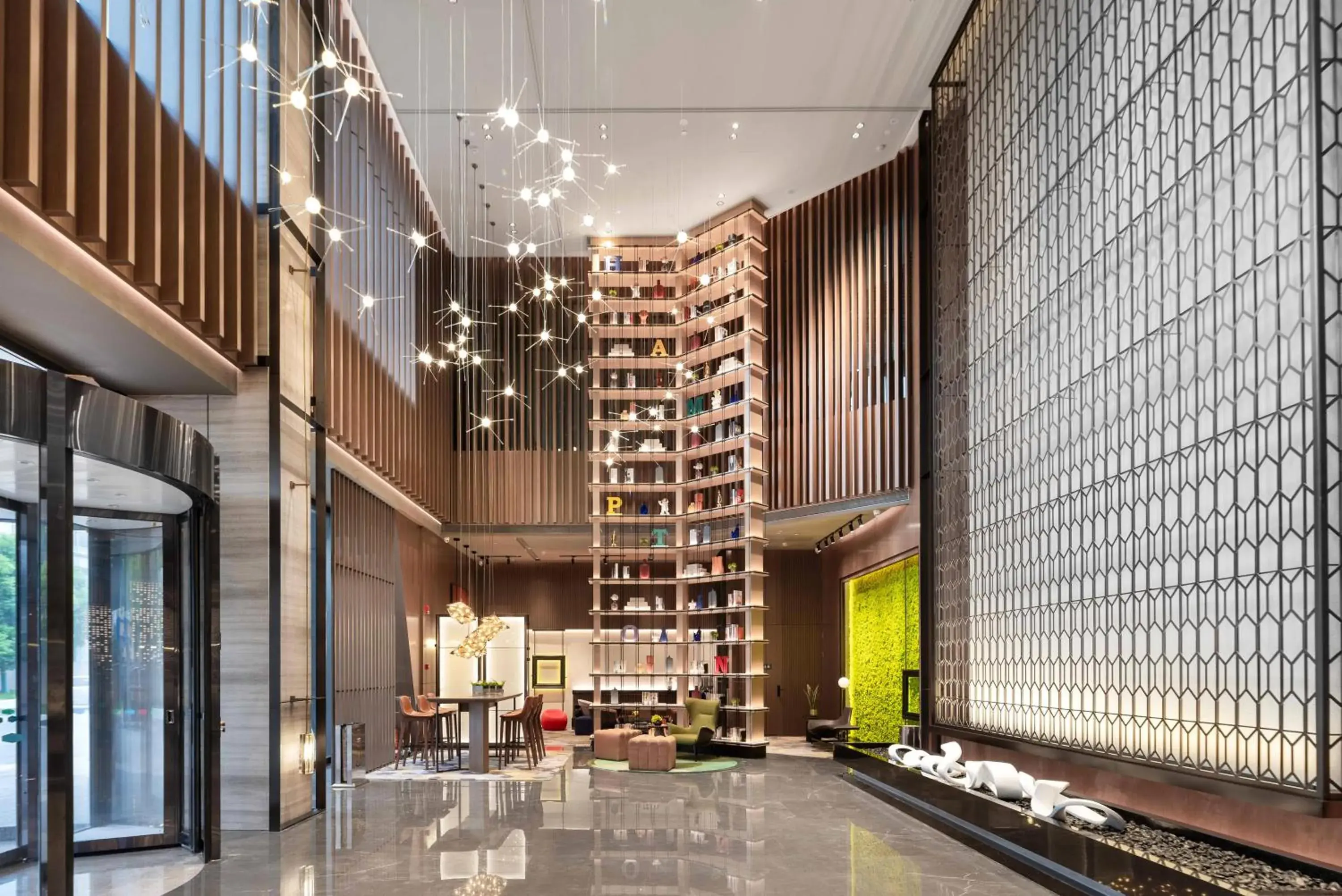 Lobby or reception in Hilton Hotel by Hampton Wuhan Zhongnan Street Branch Lobby or reception in Hilton Hotel by Hampton Wuhan Zhongnan Street Branch