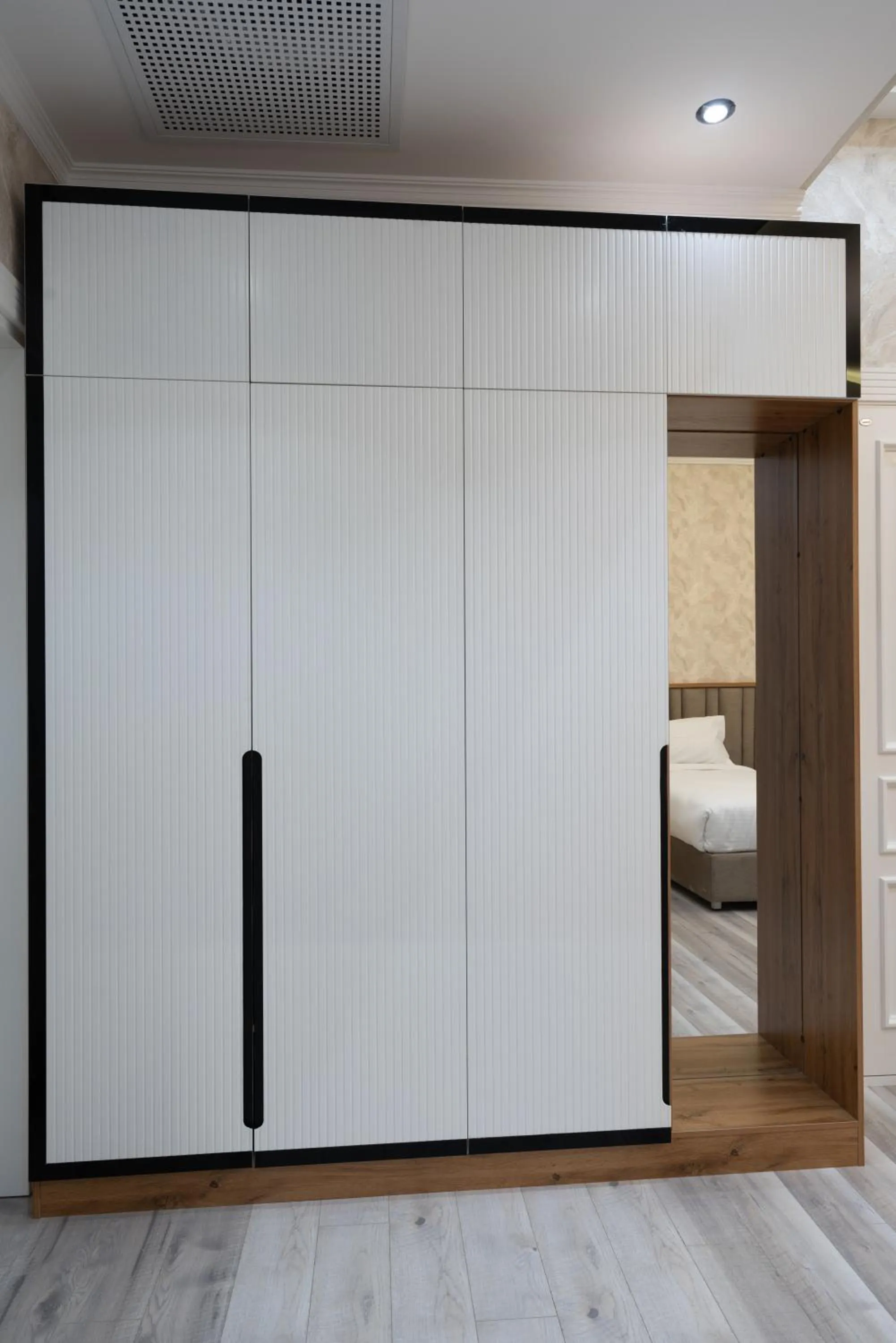 wardrobe, Bed in Baden-Baden Hotel Tashkent