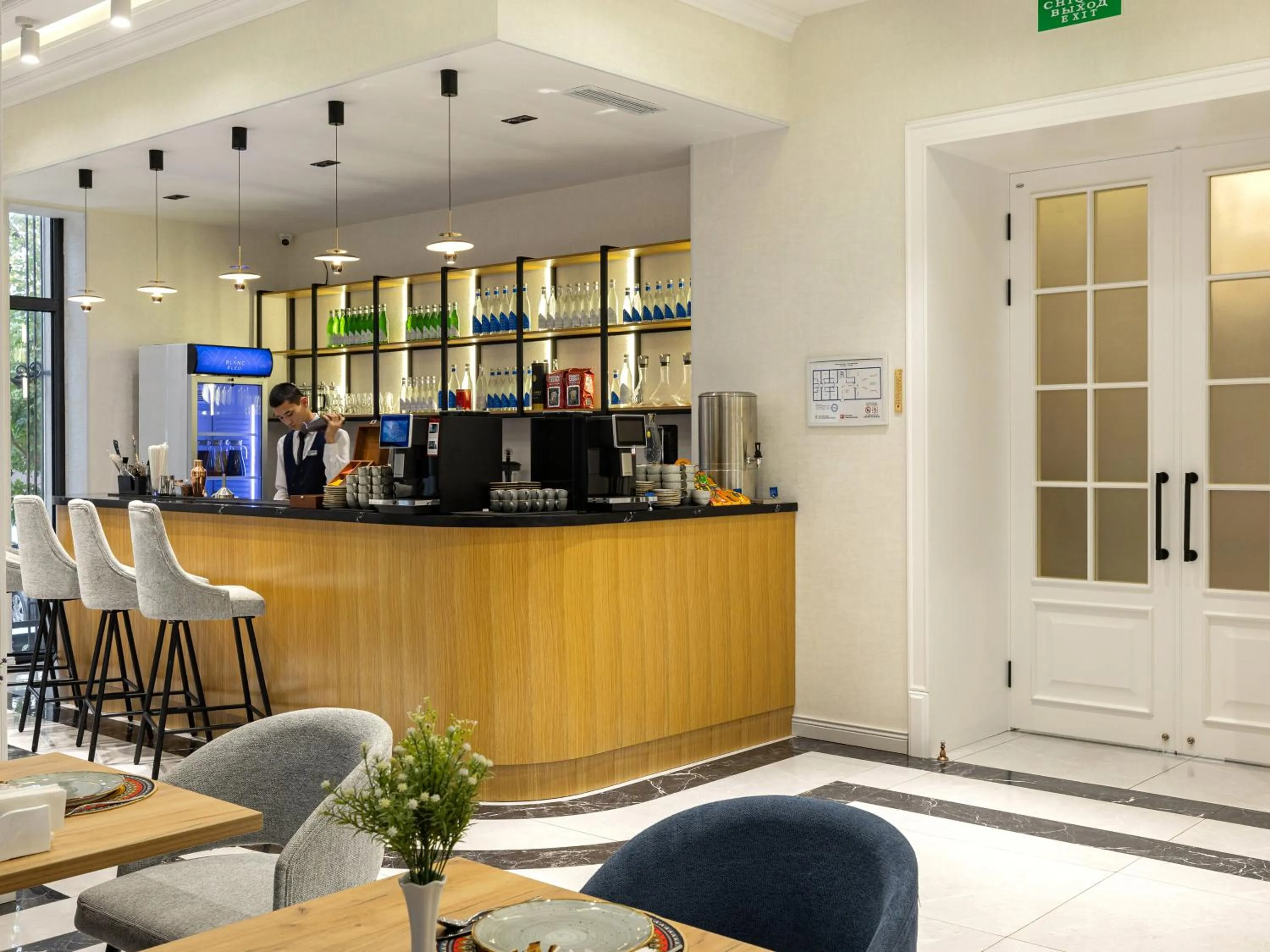 Lounge or bar in Baden-Baden Hotel Tashkent