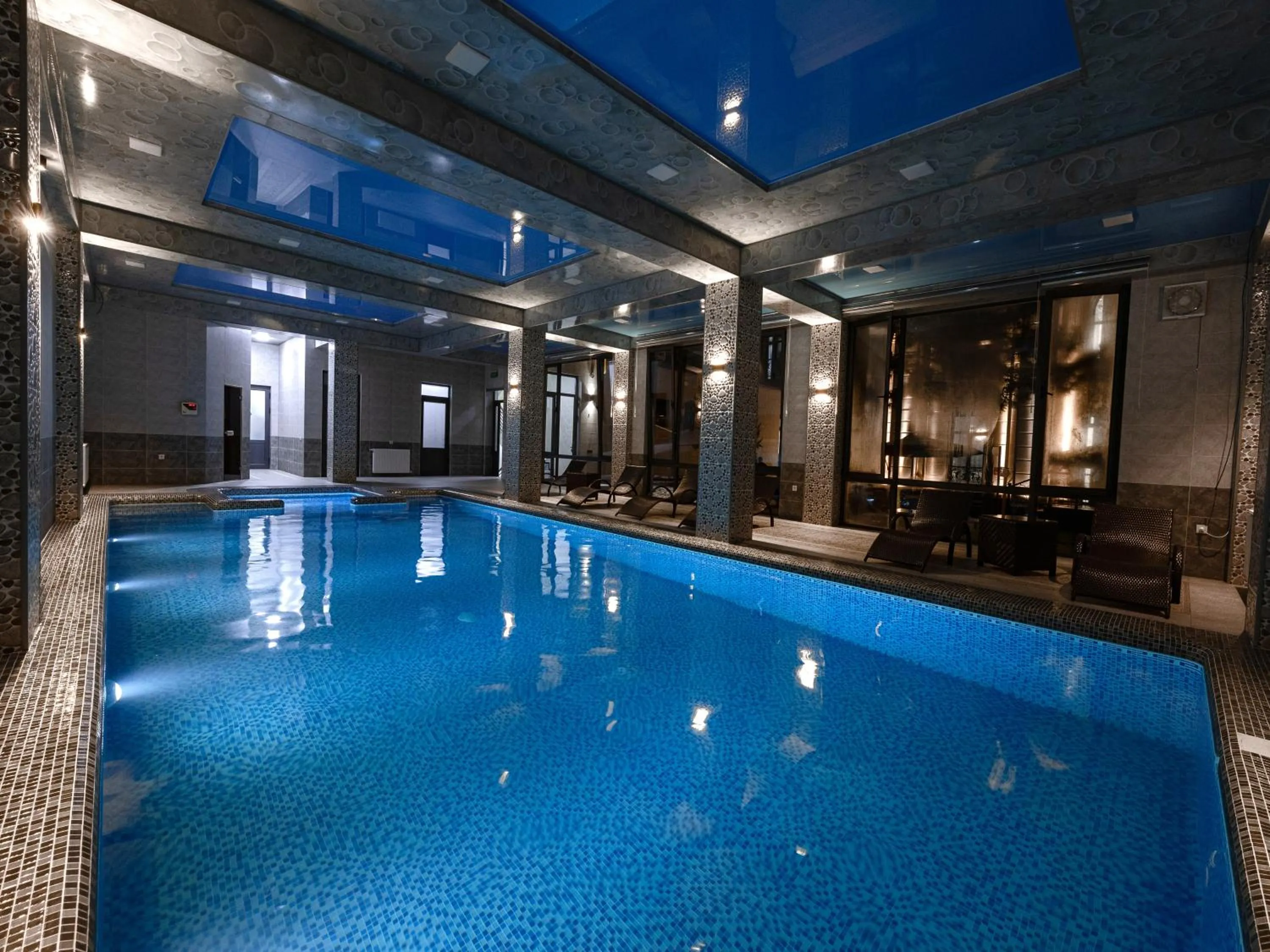 Swimming pool in Baden-Baden Hotel Tashkent