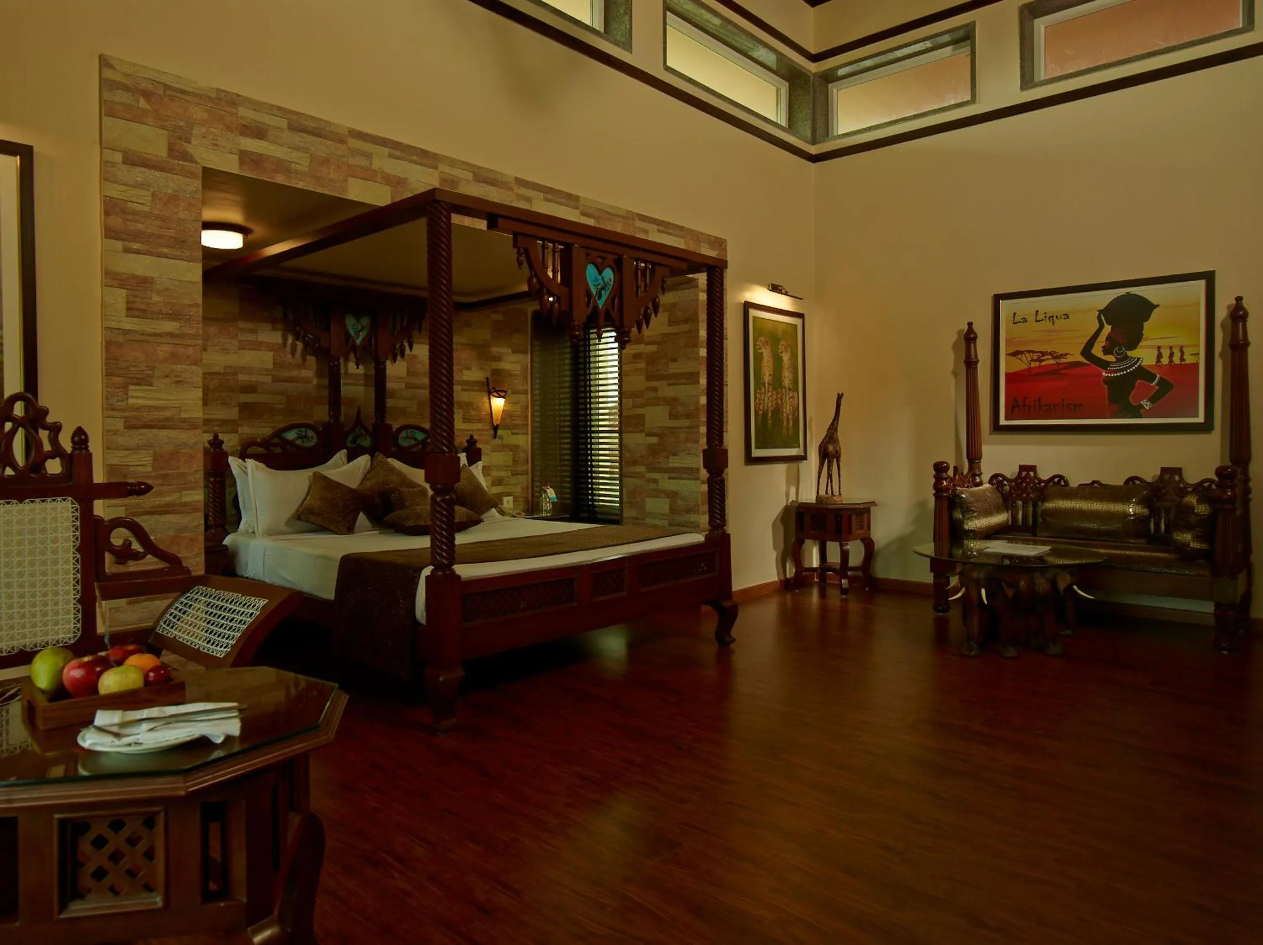 Photo of the whole room, Bed in Neonz Resort & Club