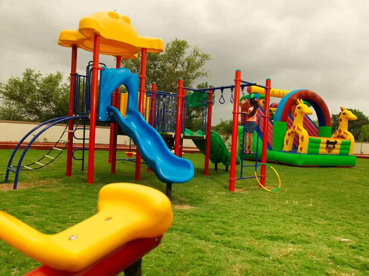 Children play ground in Neonz Resort & Club