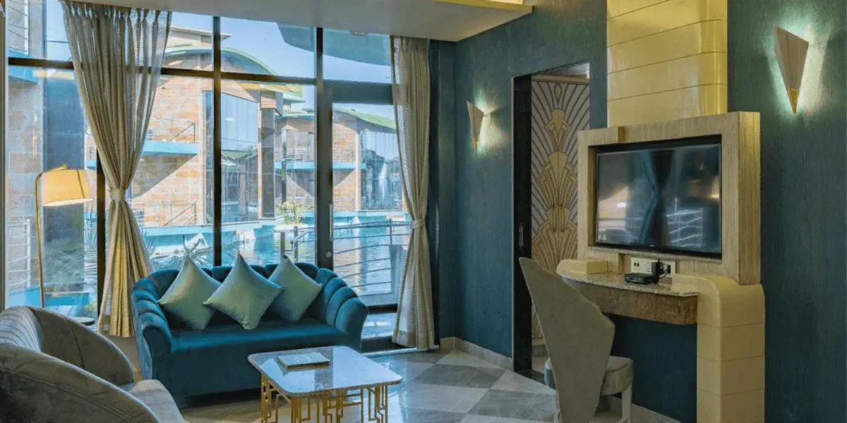 Seating area in Neonz Resort & Club