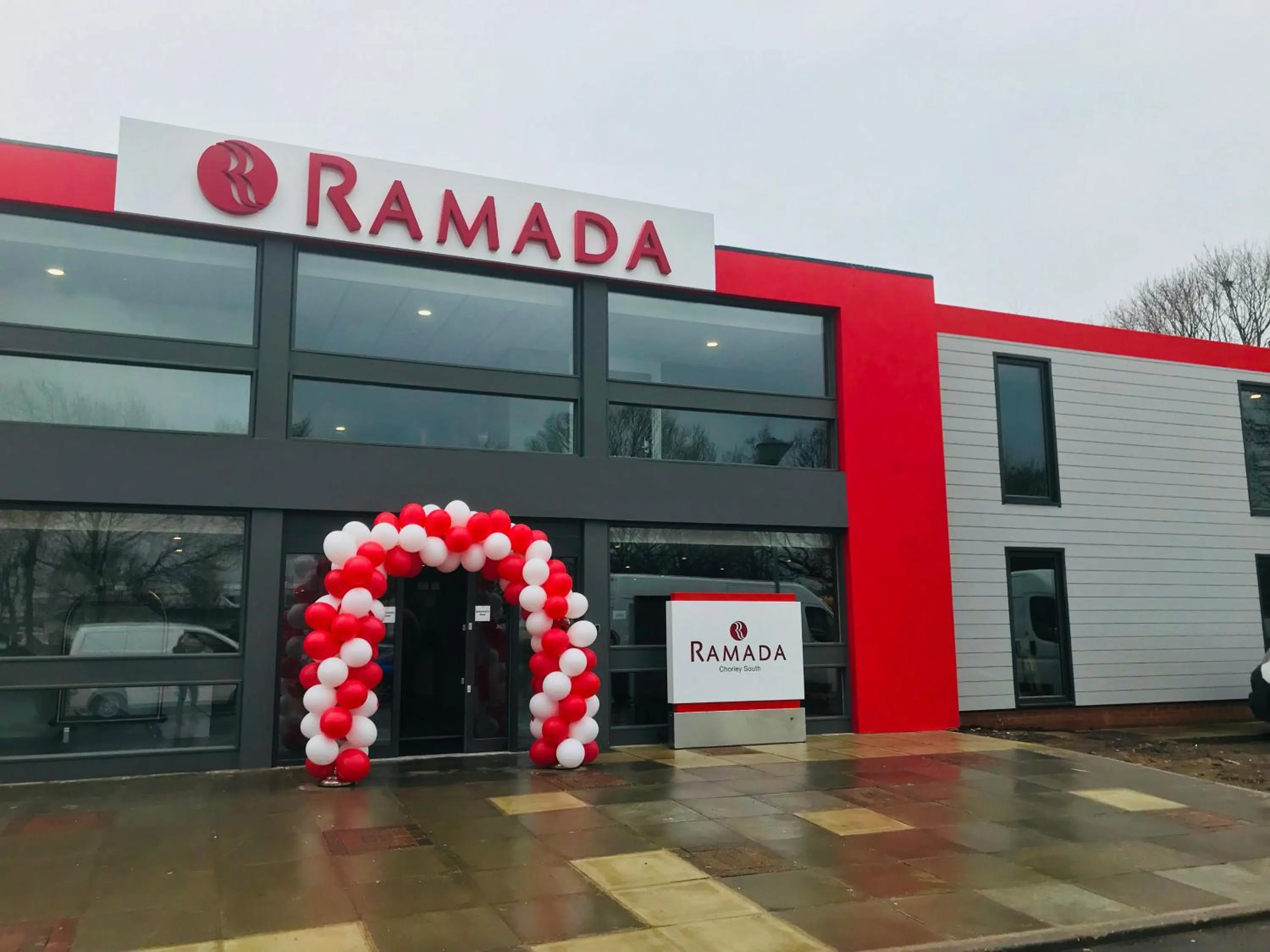 Facade/entrance in Ramada Chorley South