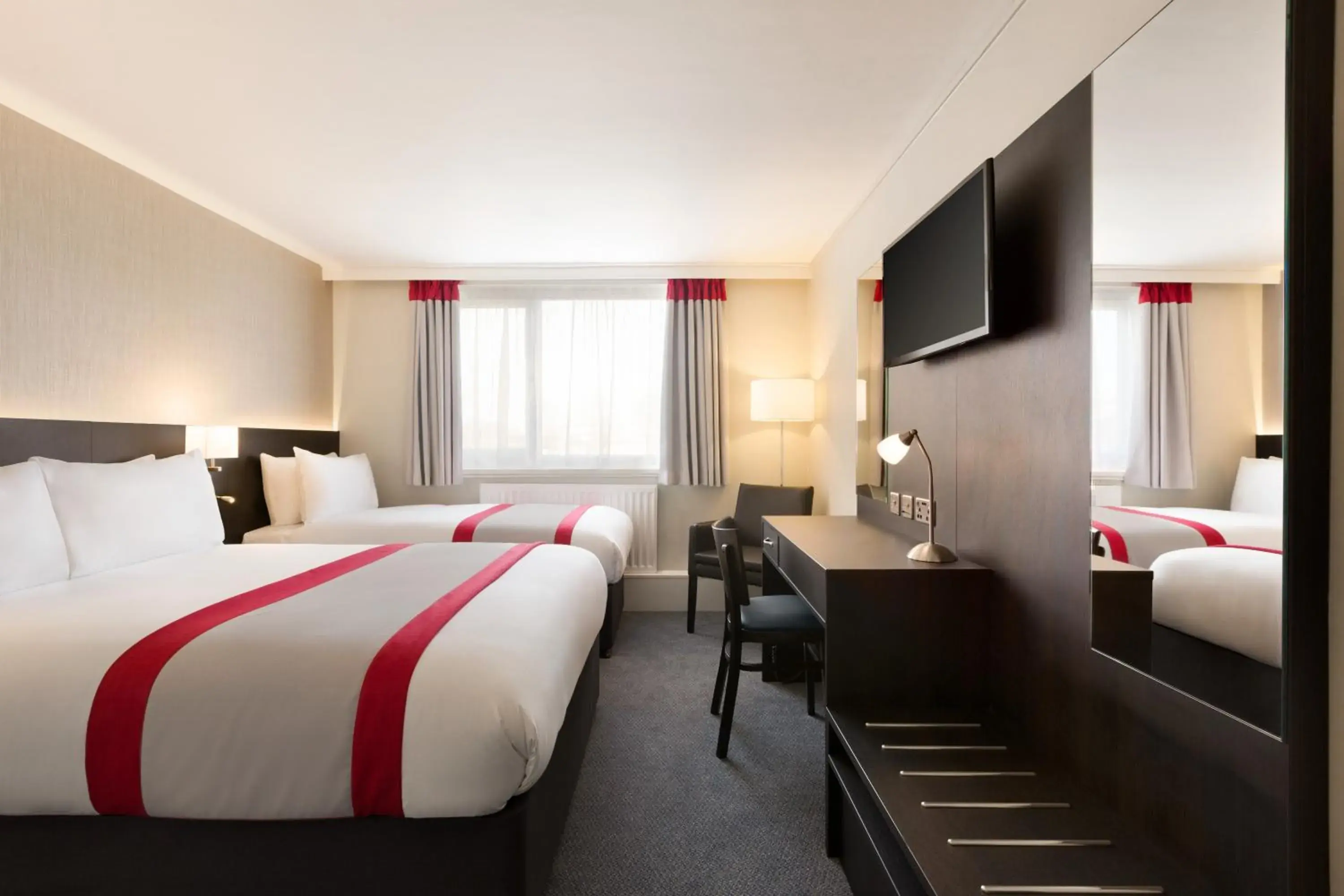 Photo of the whole room, Bed in Ramada Chorley South Photo of the whole room, Bed in Ramada Chorley South