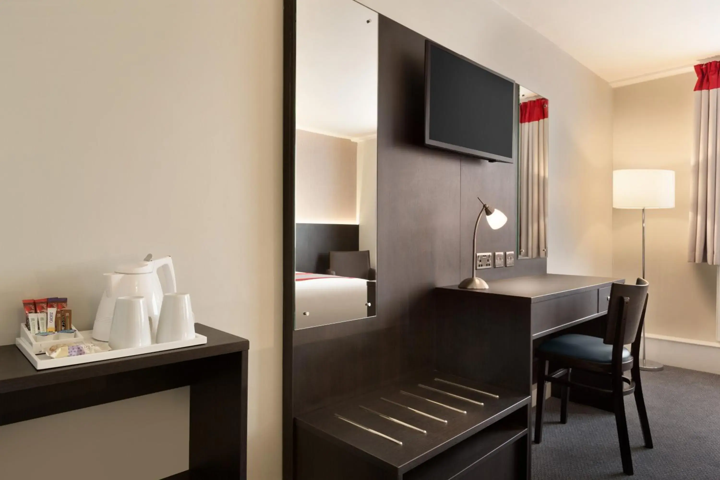 Decorative detail, Bed in Ramada Chorley South Decorative detail, Bed in Ramada Chorley South