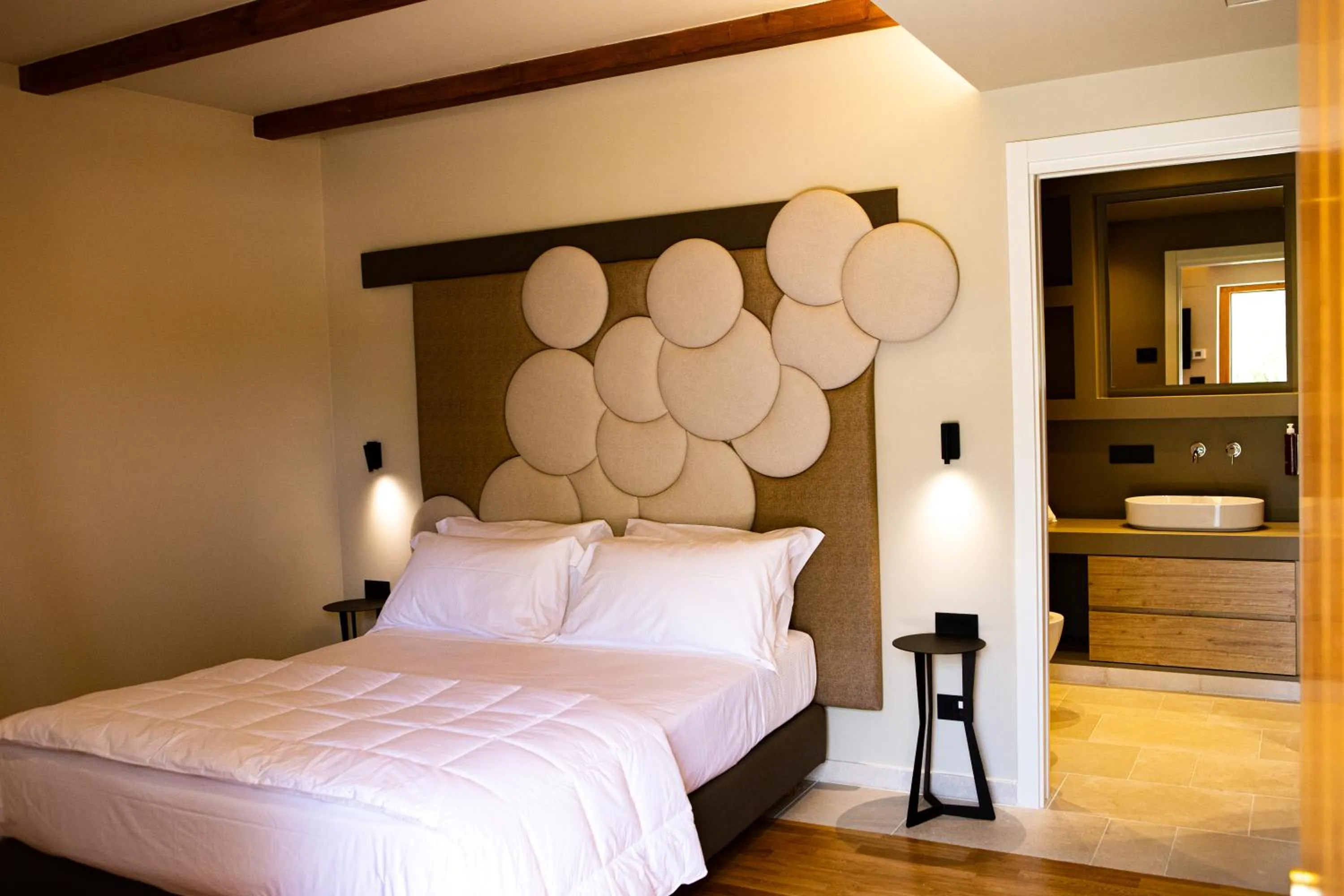 Bedroom, Bed in WINE RESORT LE VIGNE AL CASTELLO
