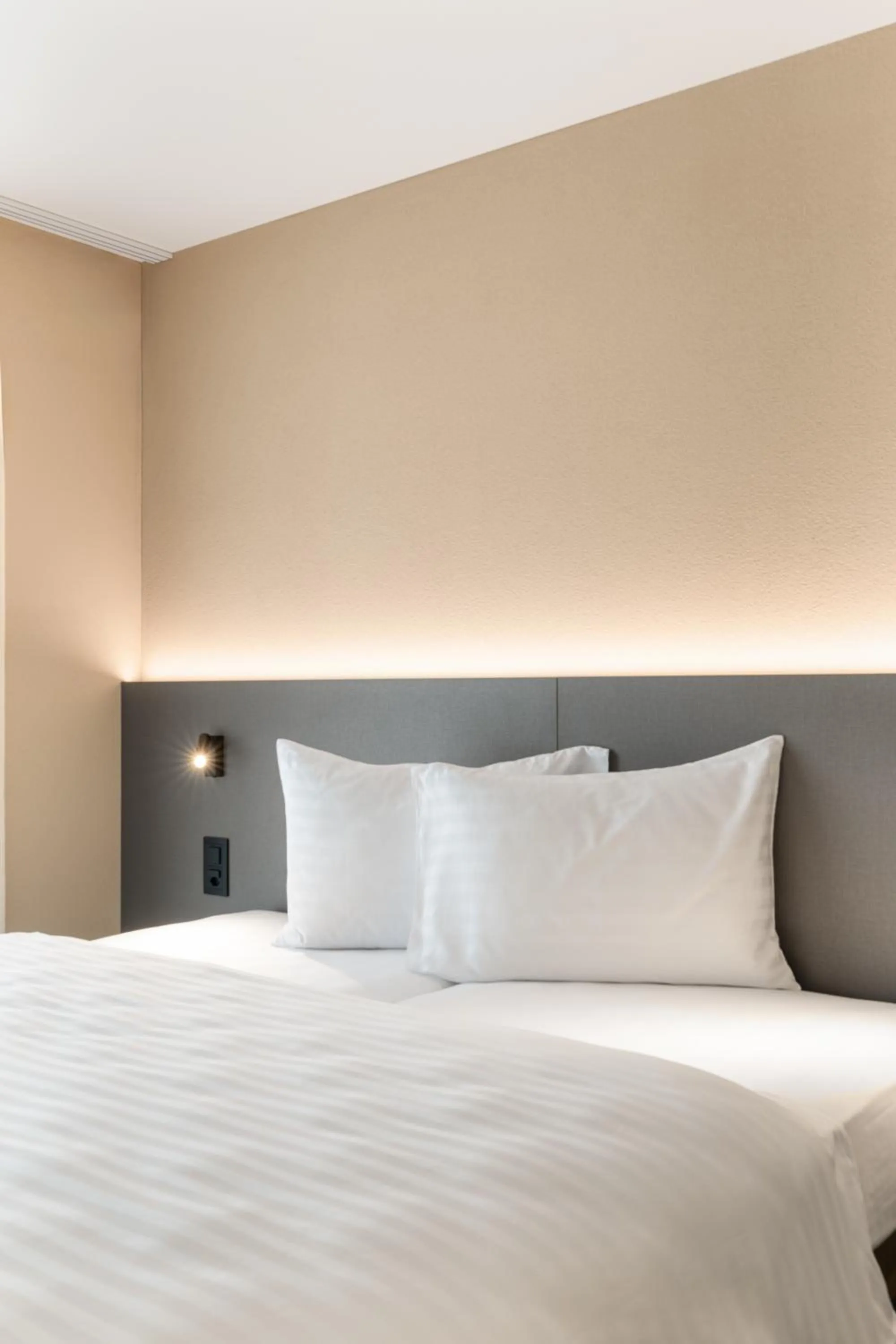 Bedroom, Bed in b_smart motel Amriswil