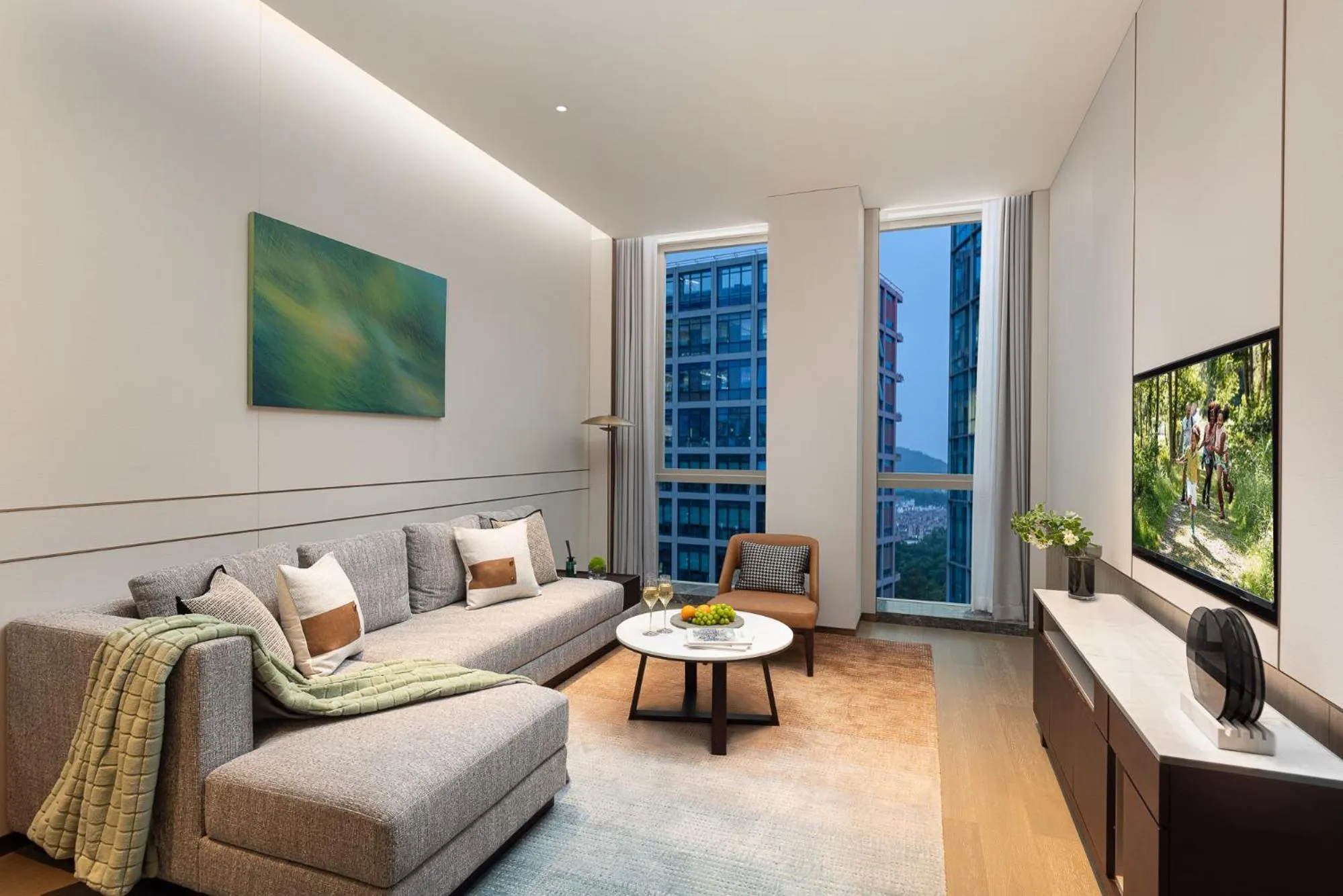 Two-Bedroom Executive in Somerset QPlex Shenzhen