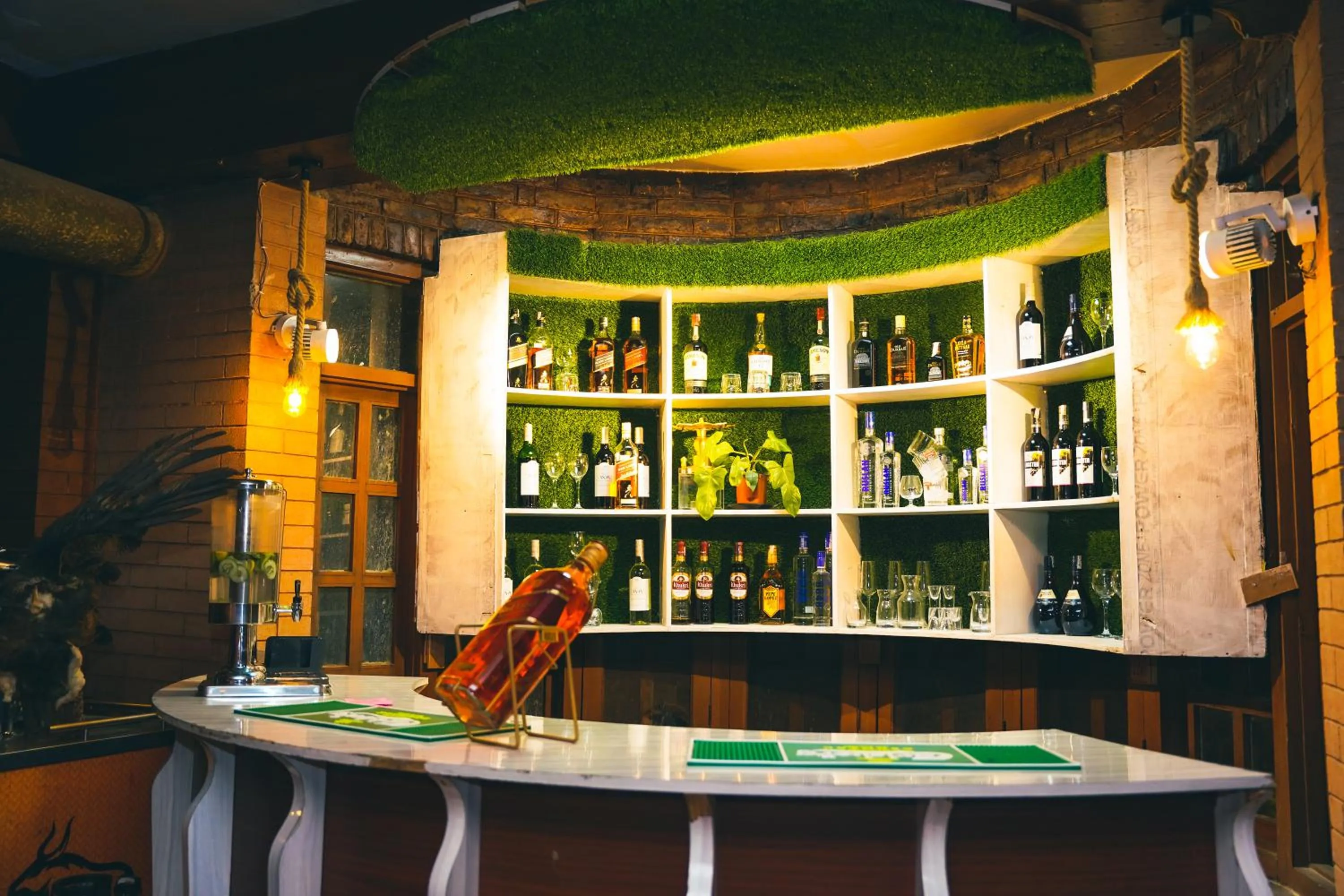 Lounge or bar in Mountain Vista Retreat - Nagarkot