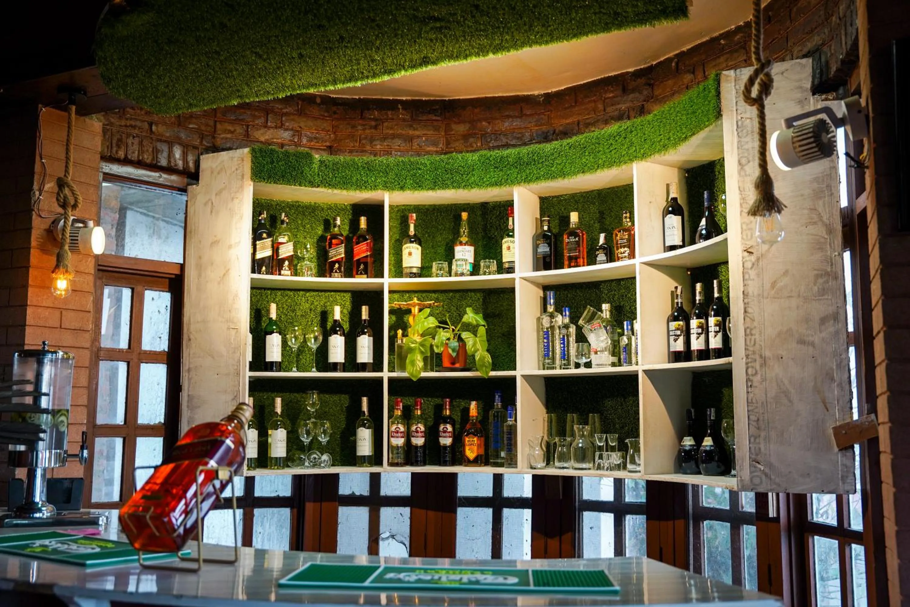 Lounge or bar in Mountain Vista Retreat - Nagarkot