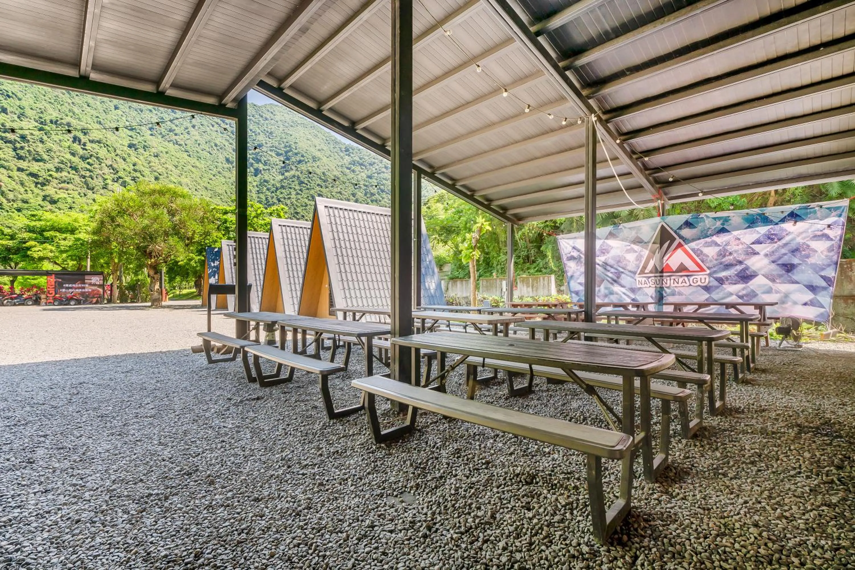 Property building in Na Sun Na Gu