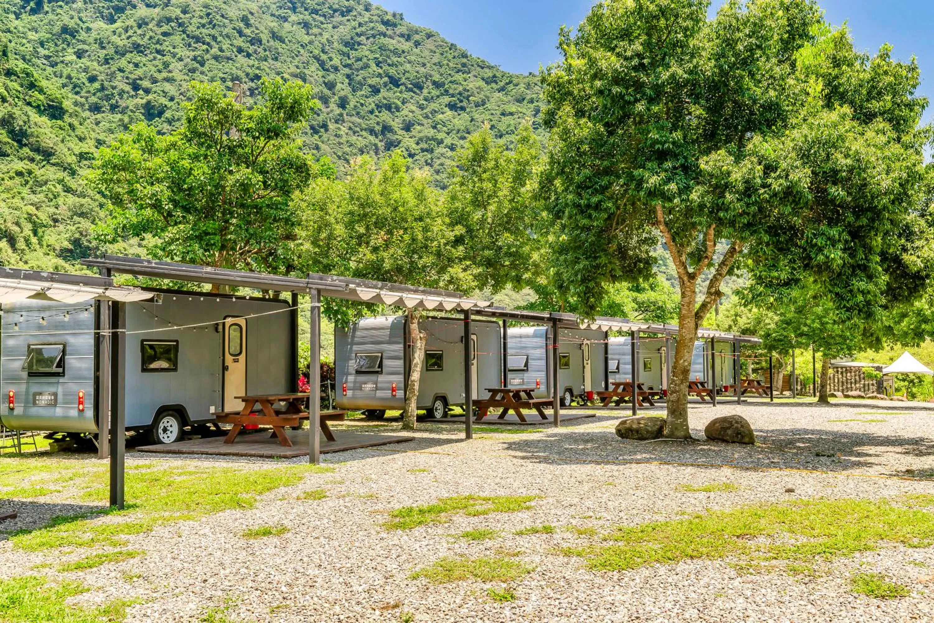 Property building in Na Sun Na Gu