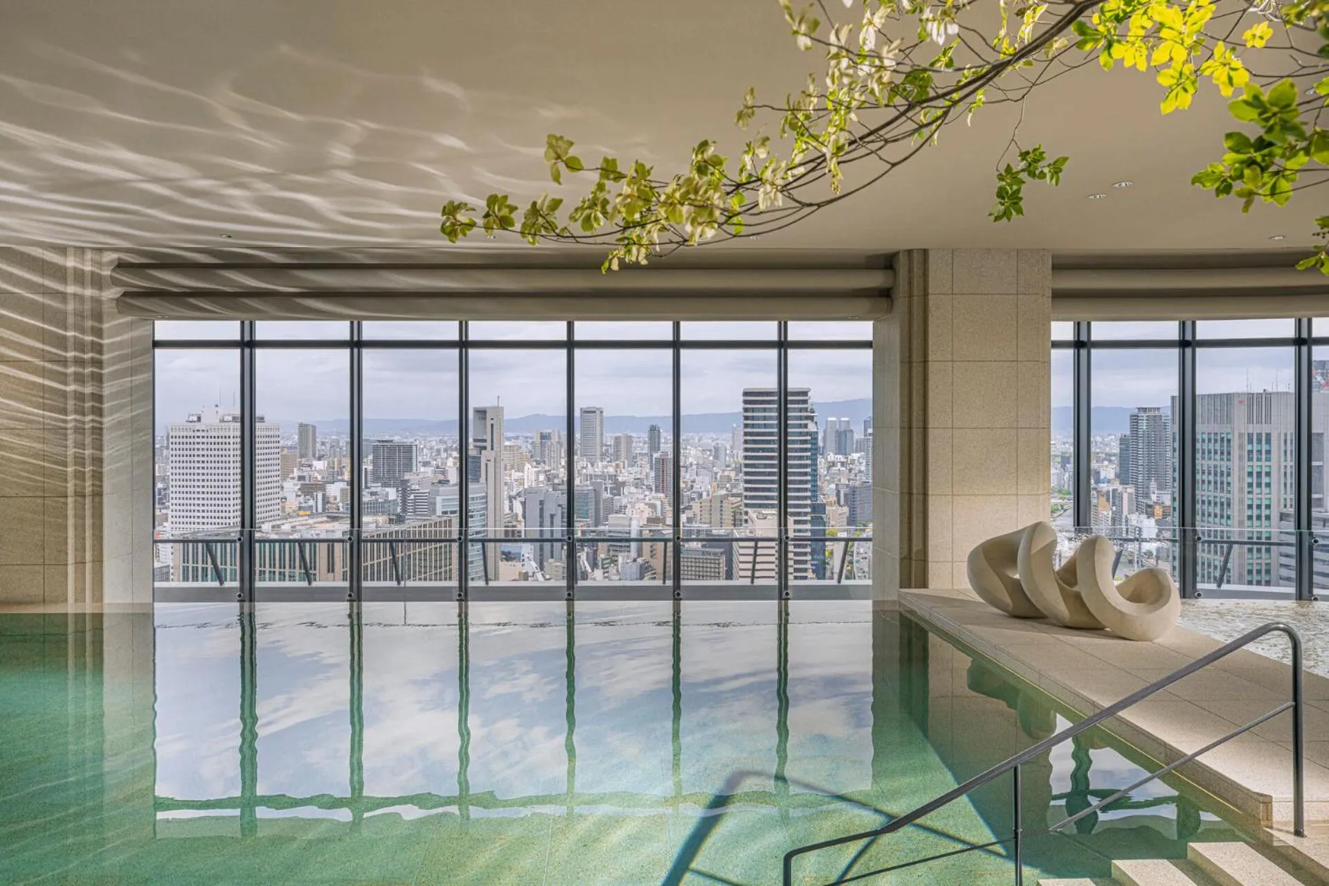 Pool view in Four Seasons Hotel Osaka