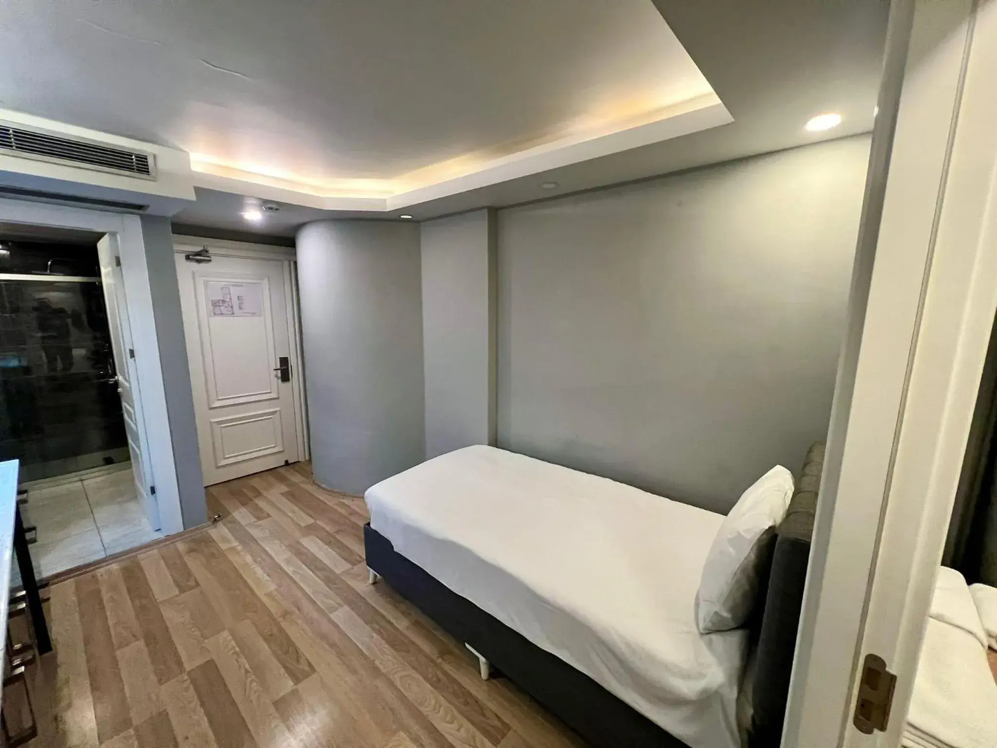 Bed in ART KARAKÖY Bed in ART KARAKÖY