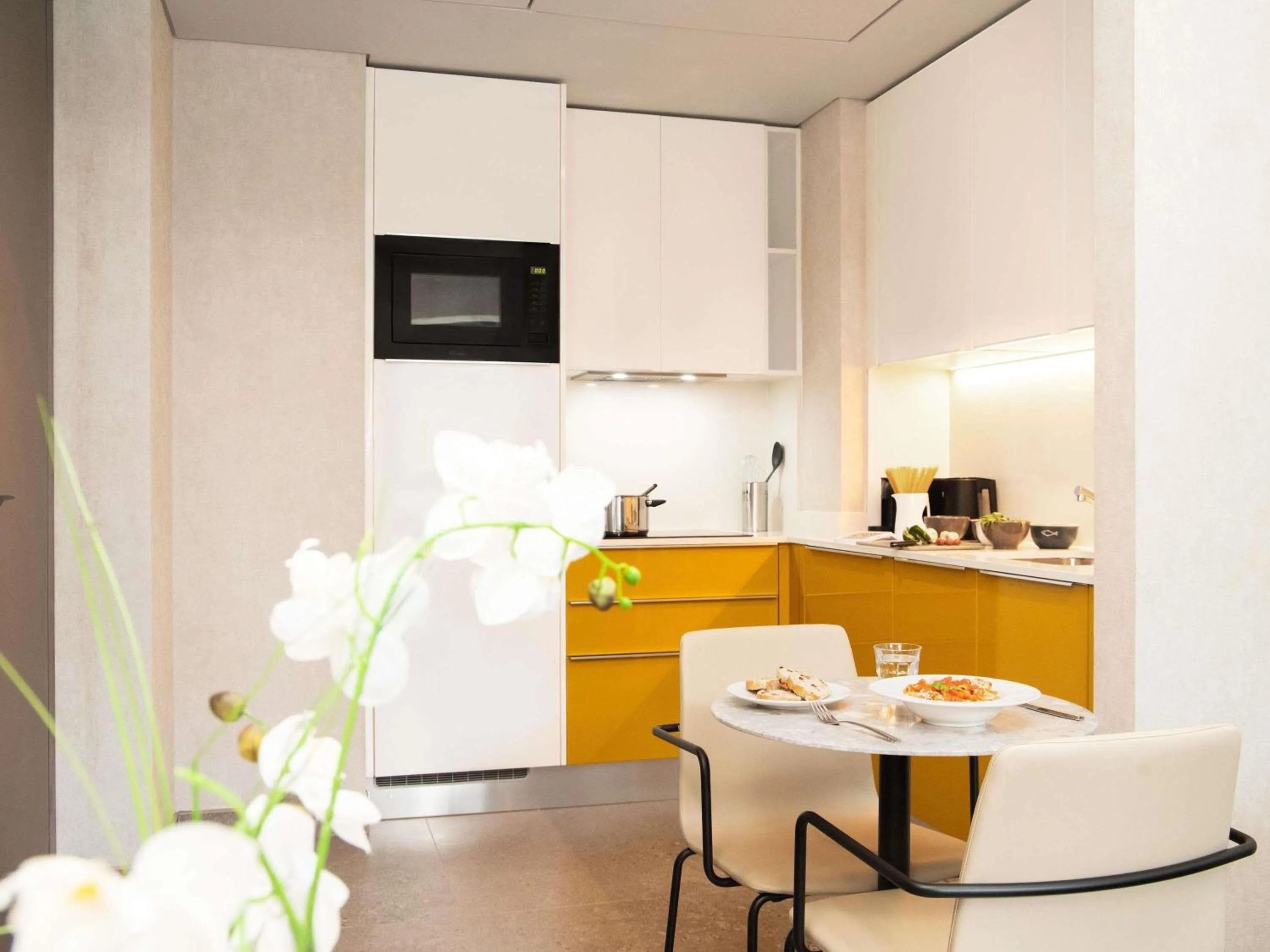 Bedroom in Aparthotel Adagio Abidjan Marcory