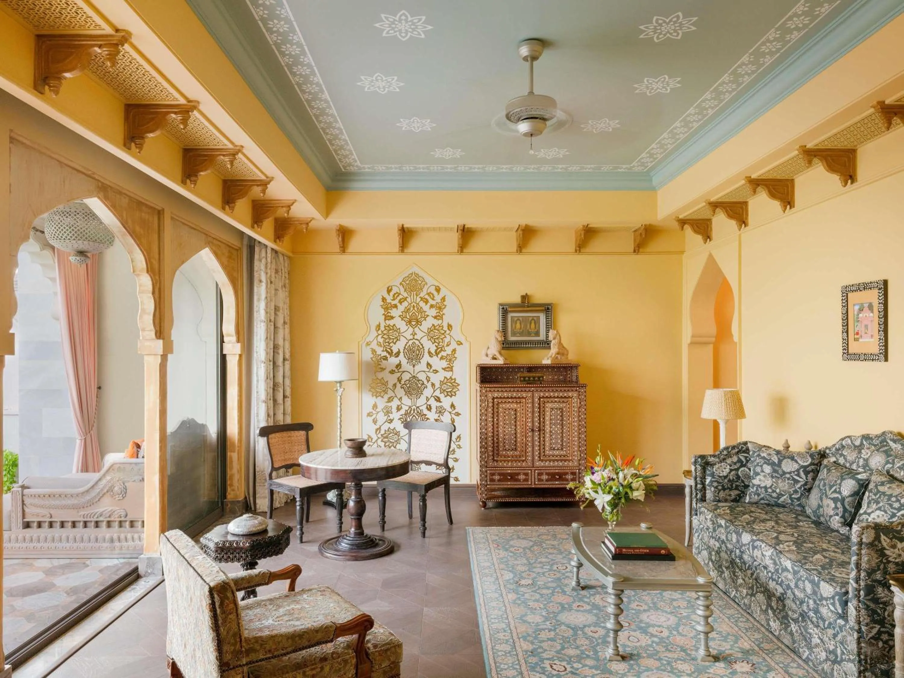 Bedroom in Raffles Jaipur